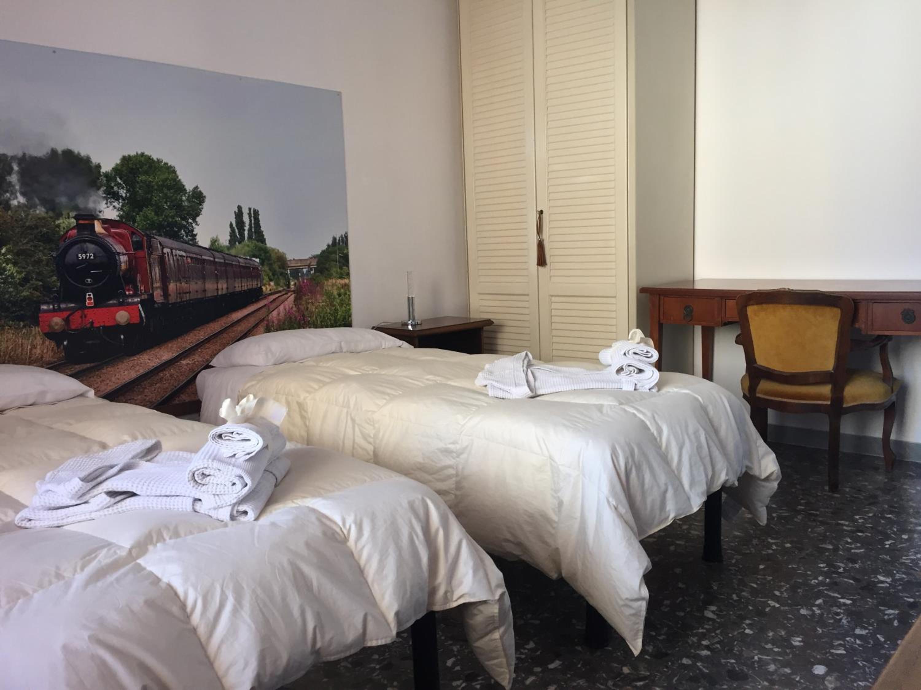 Deluxe Twin Room photo 1