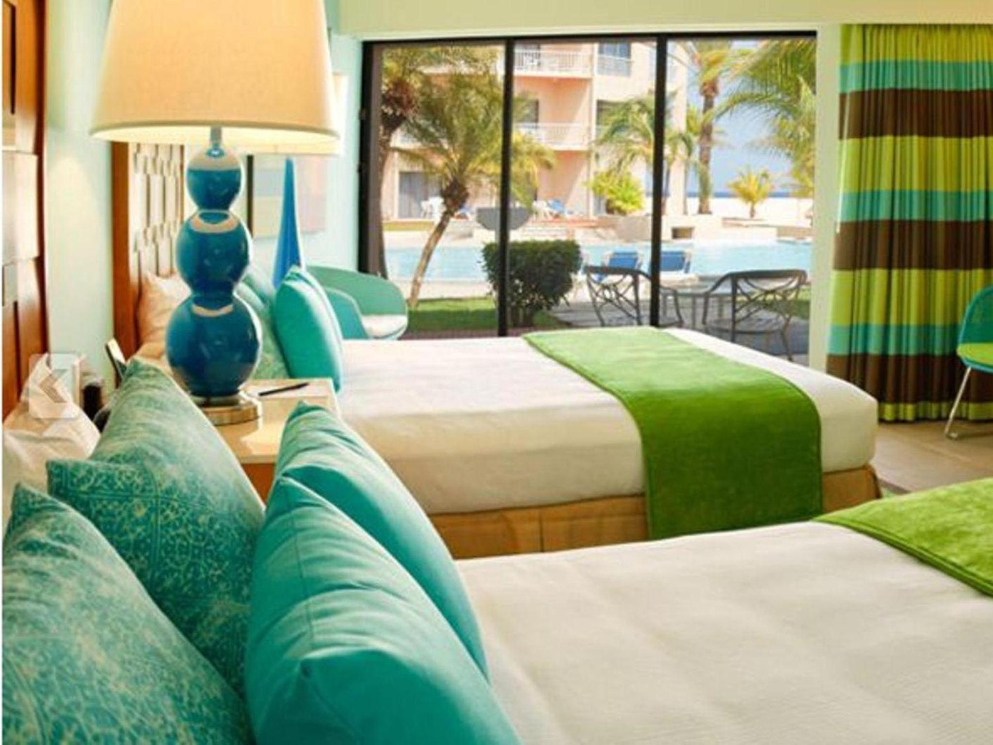 Sun Club Deluxe Ocean View King