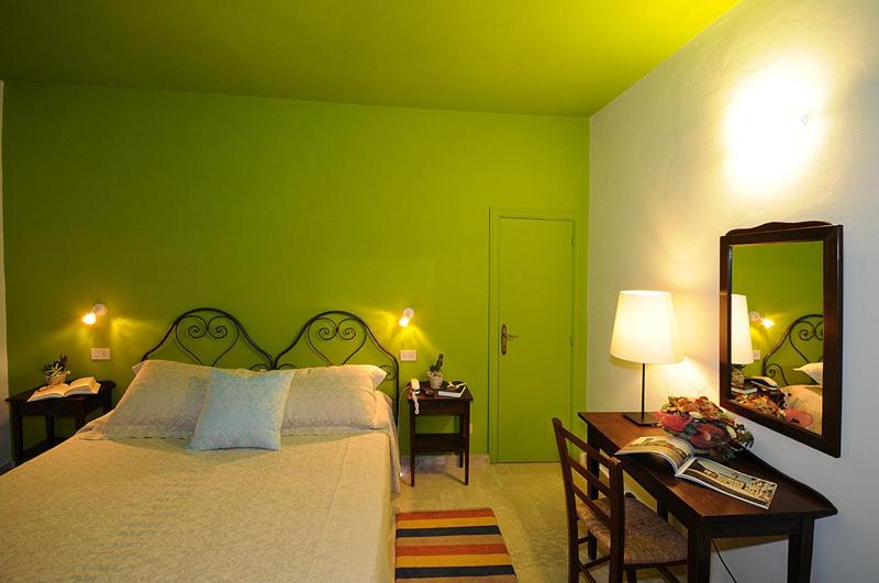 Economy Double Room - Photo 2