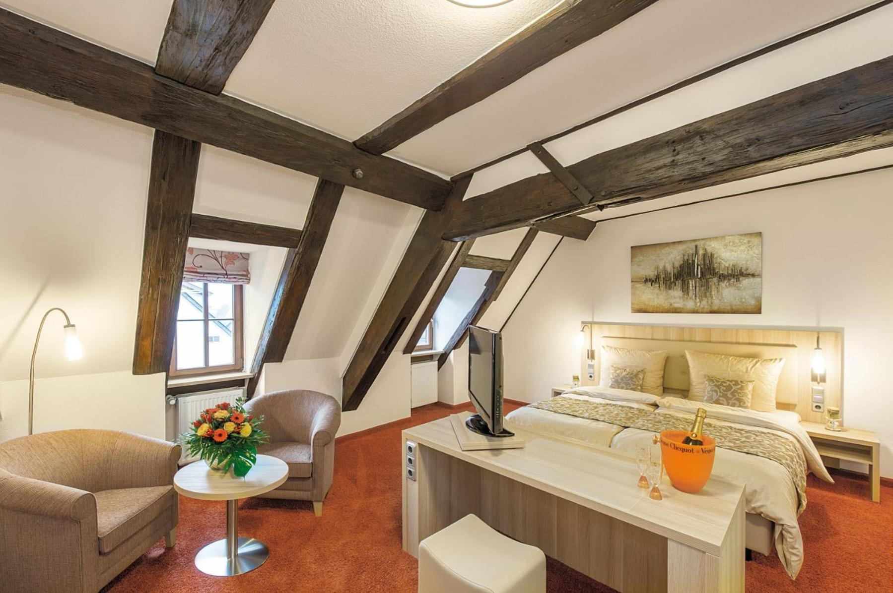 Junior Suite - Photo 1