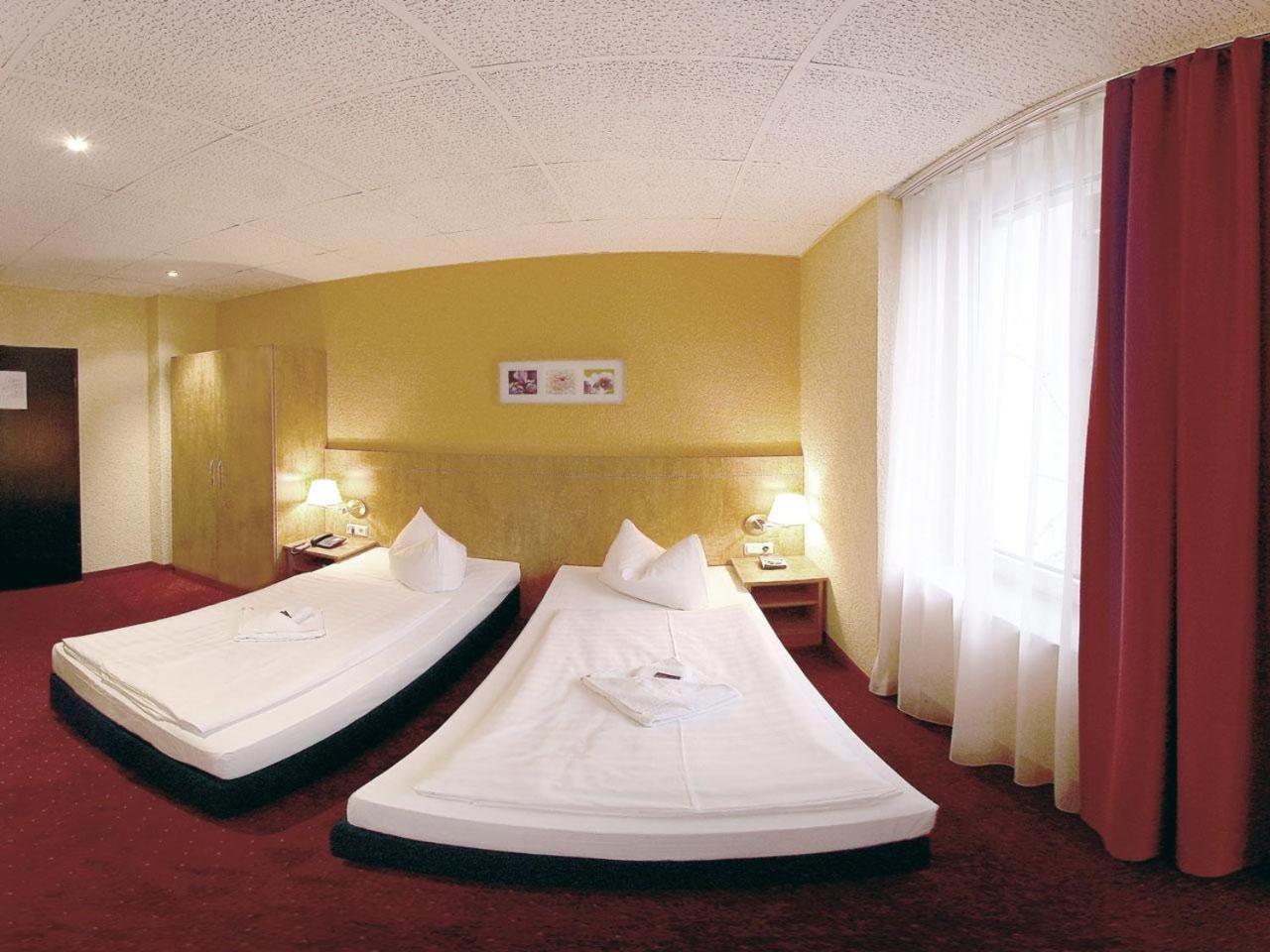 Double Room - Photo 7