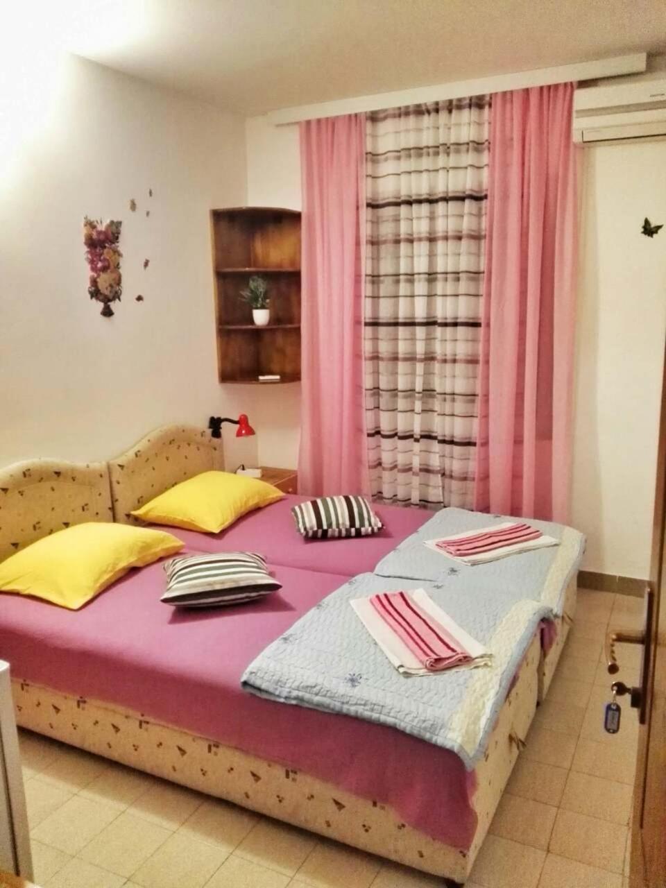 Twin Room with Shared Bathroom