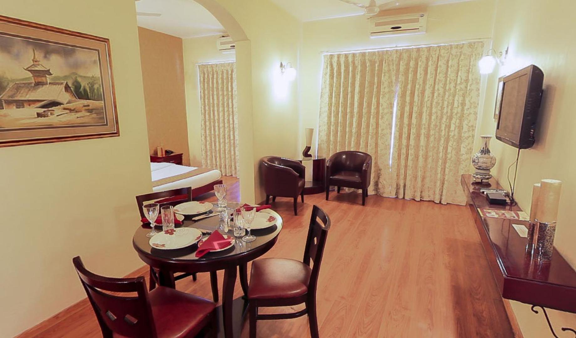Deluxe Twin Room - Photo 2