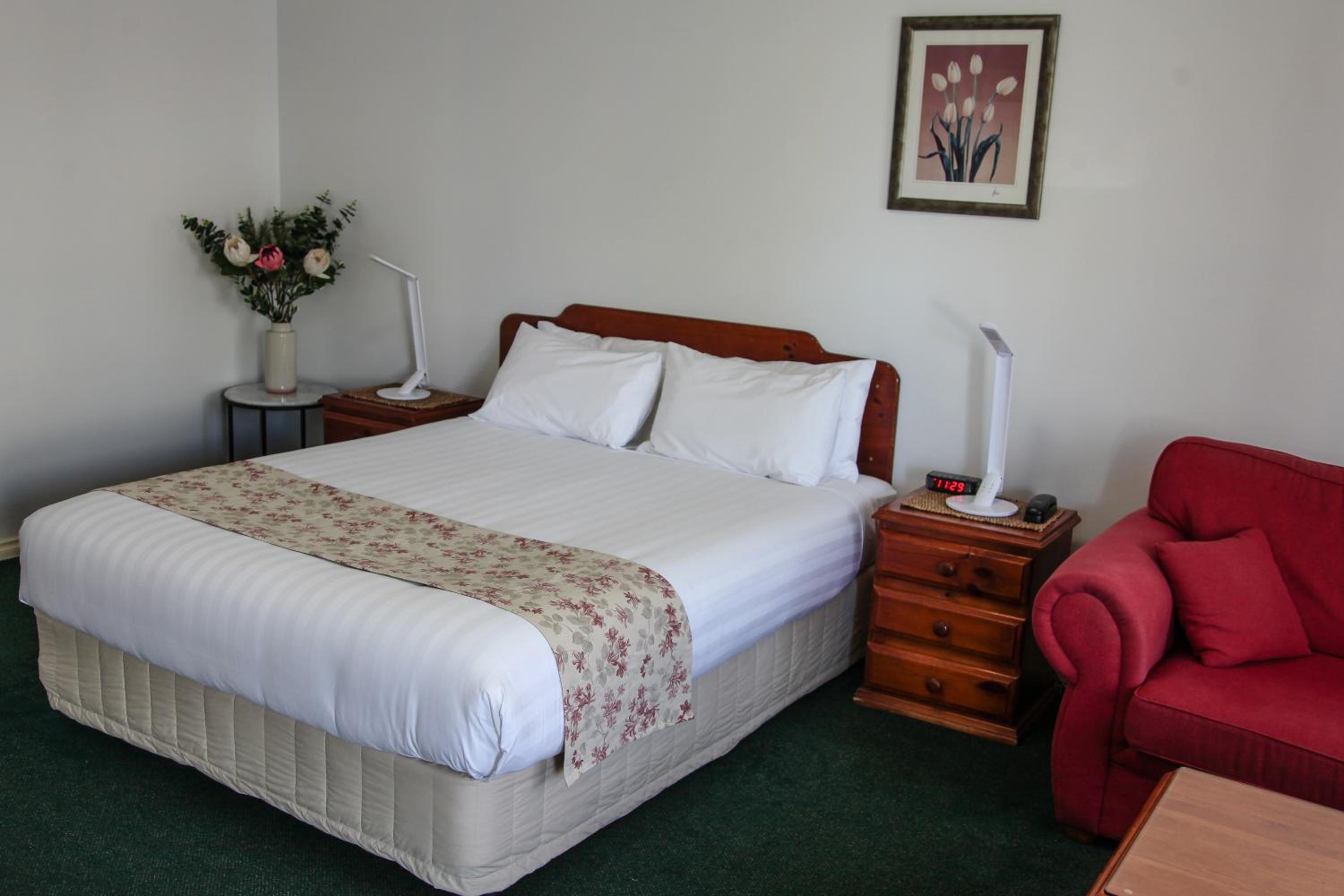 Deluxe Queen Room photo 3