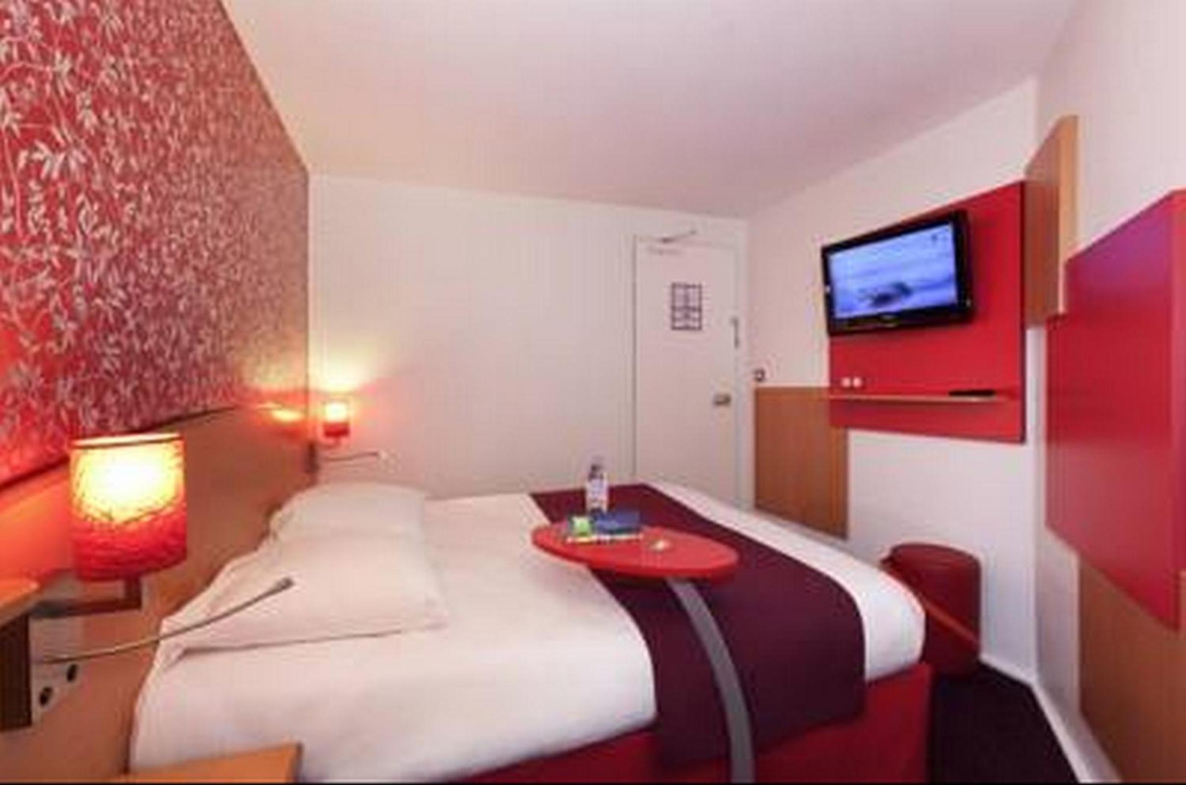 Standard Double Room - Photo 4