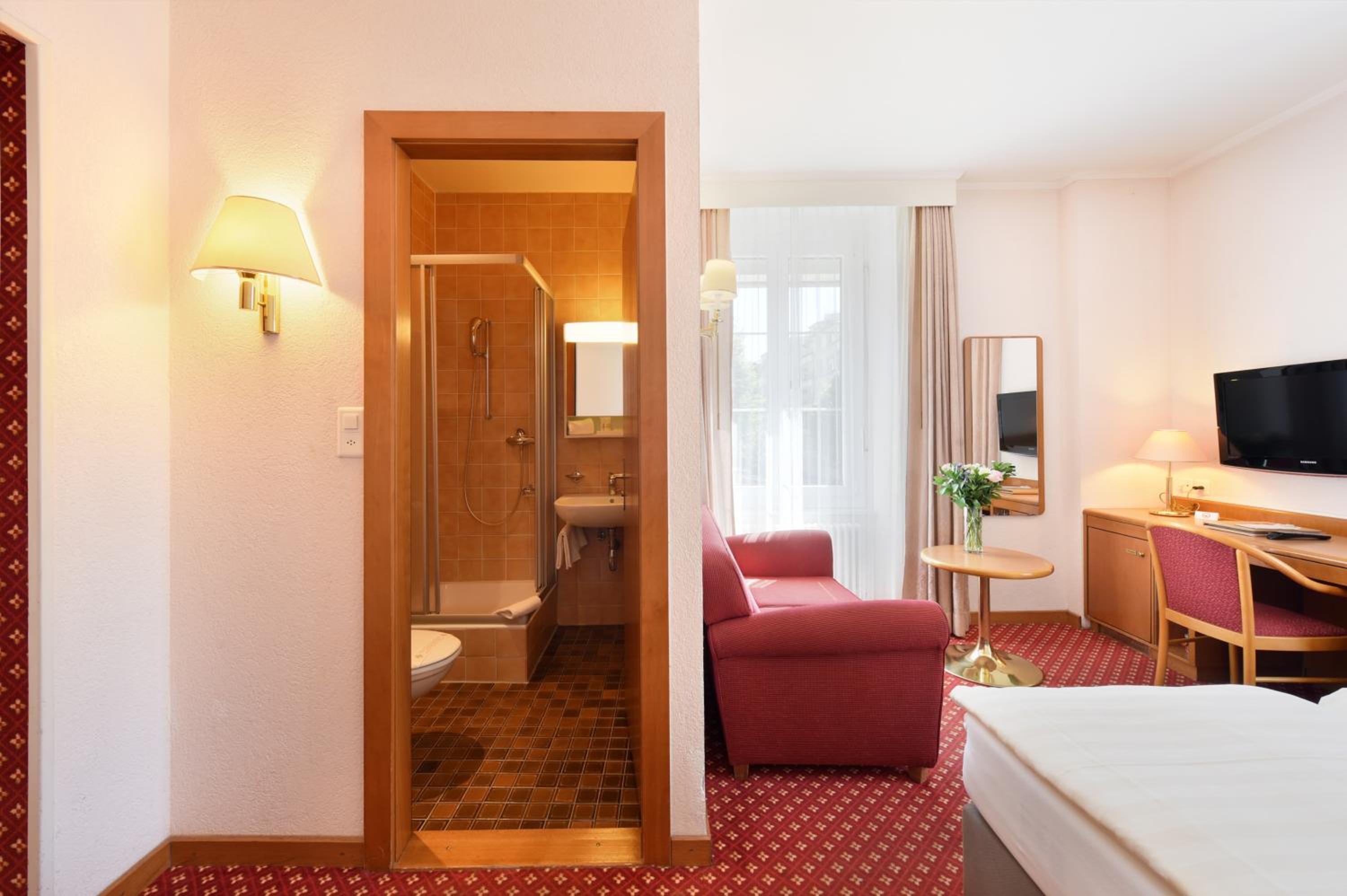 Triple Room - Photo 7