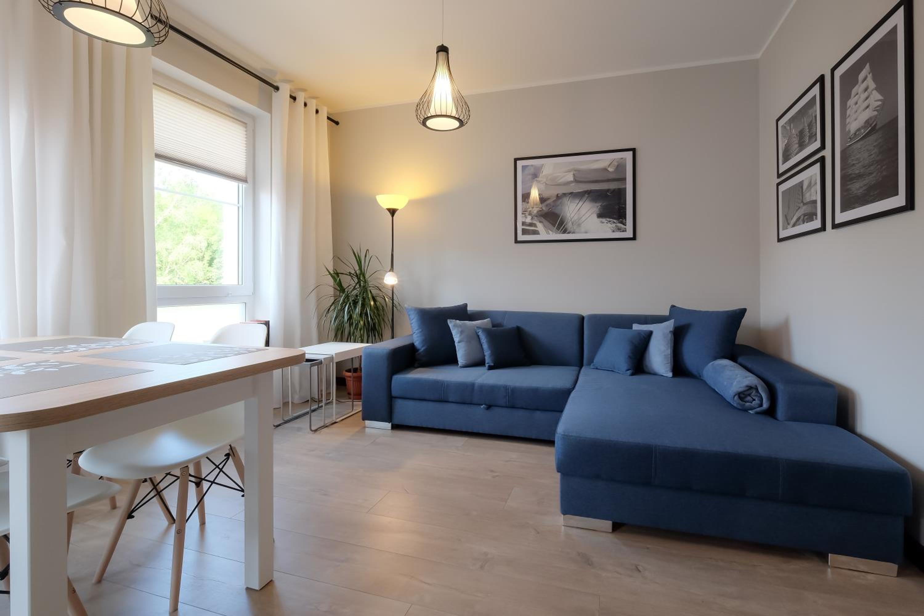 Apartment photo 2