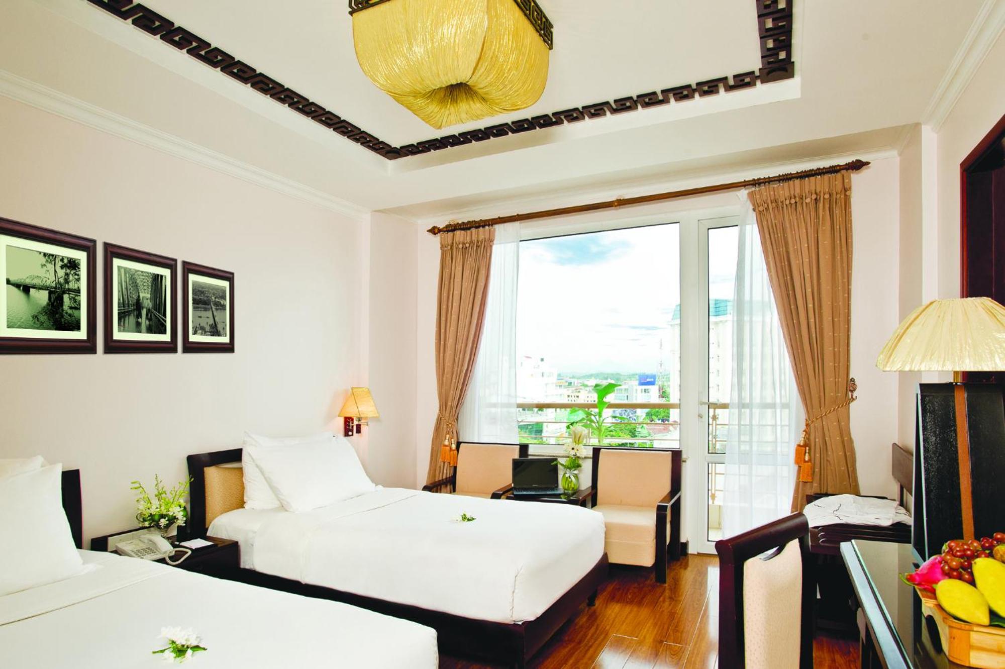 Twin Room with Balcony photo 3