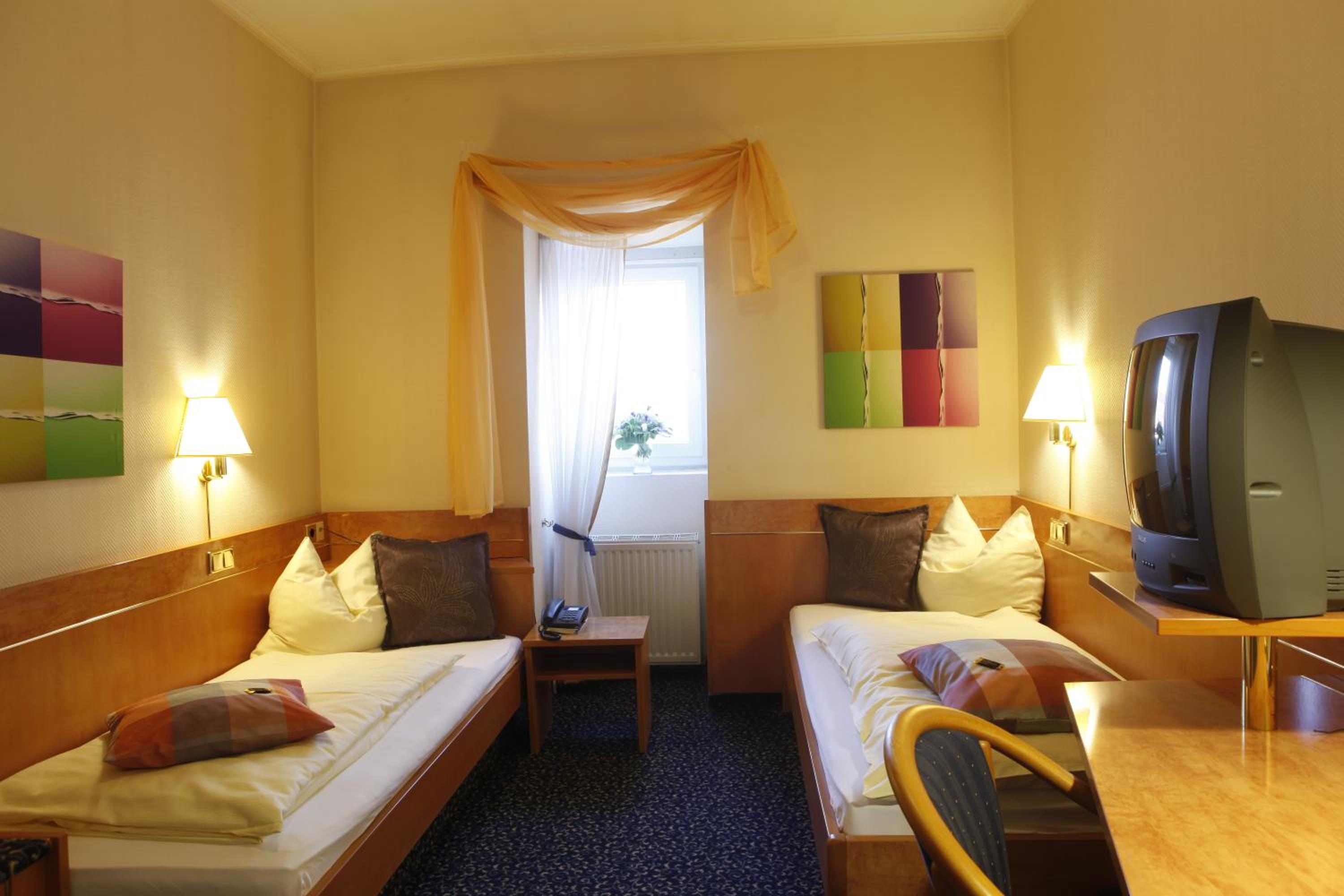 Standard Double Room photo 1