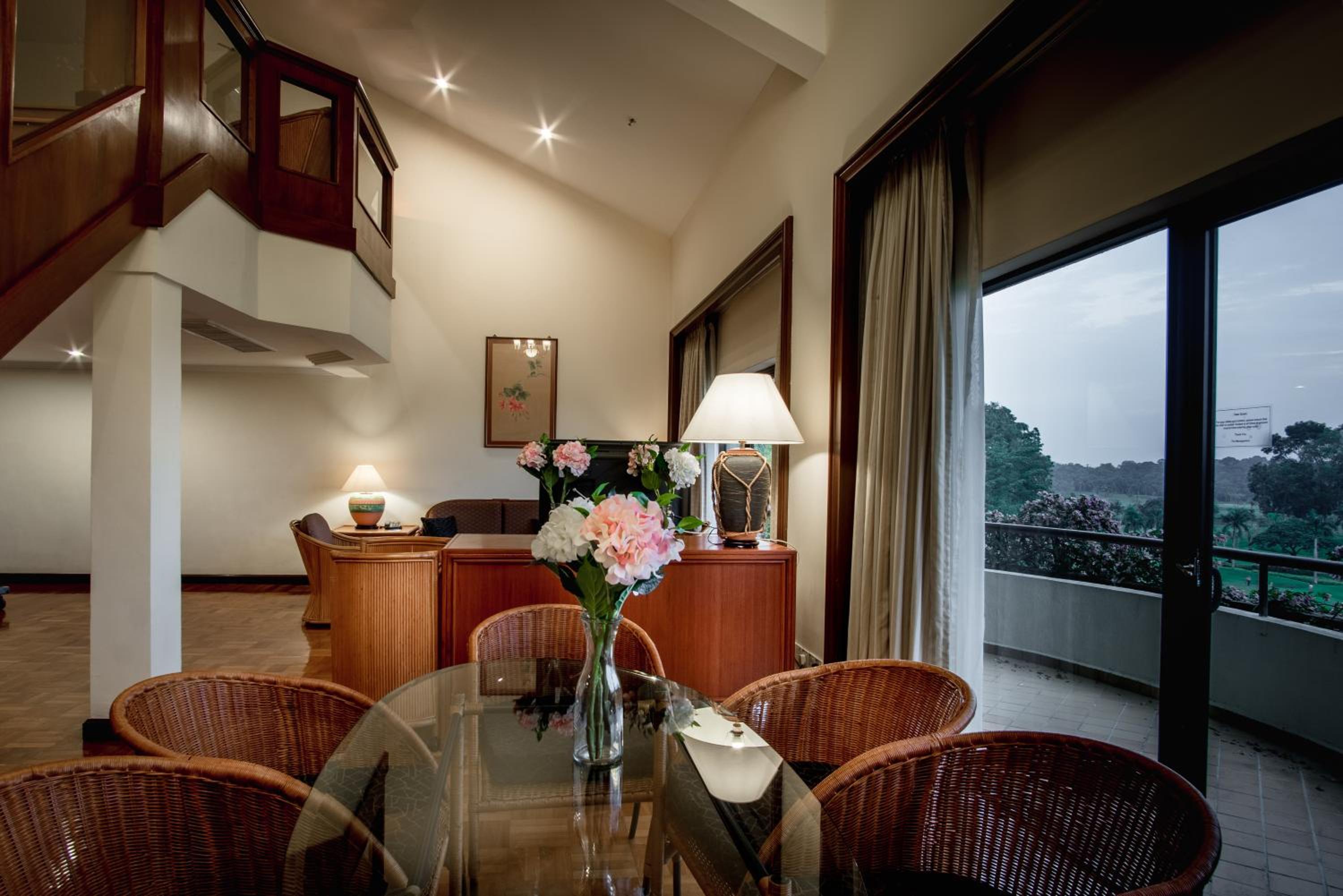 Deluxe Suite photo 2