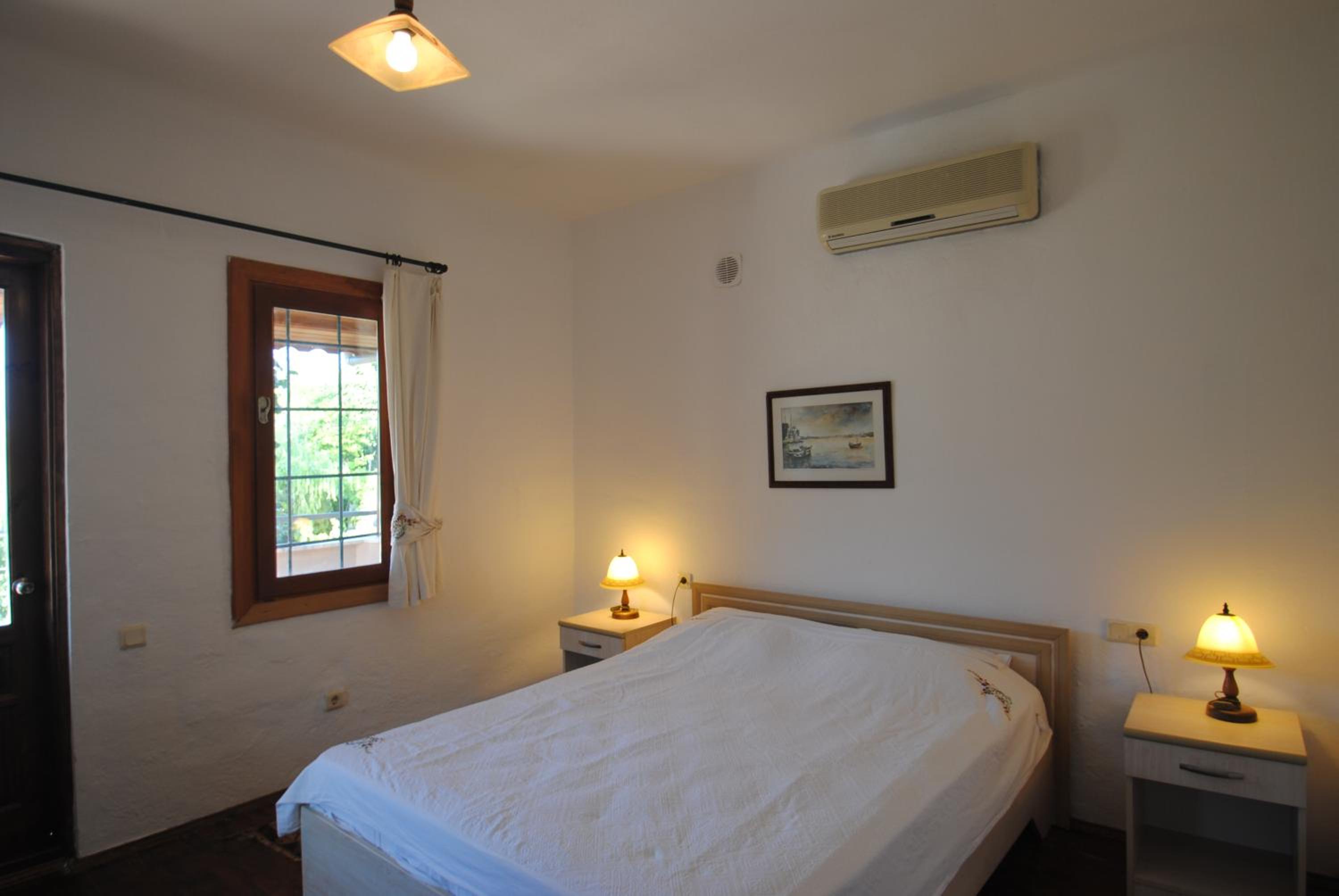 Four-Bedroom Villa photo 1