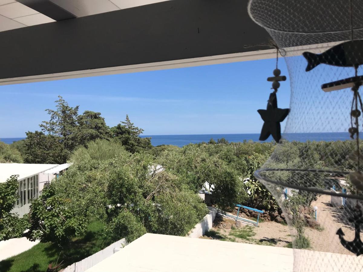 Deluxe Double Room with Balcony and Sea View