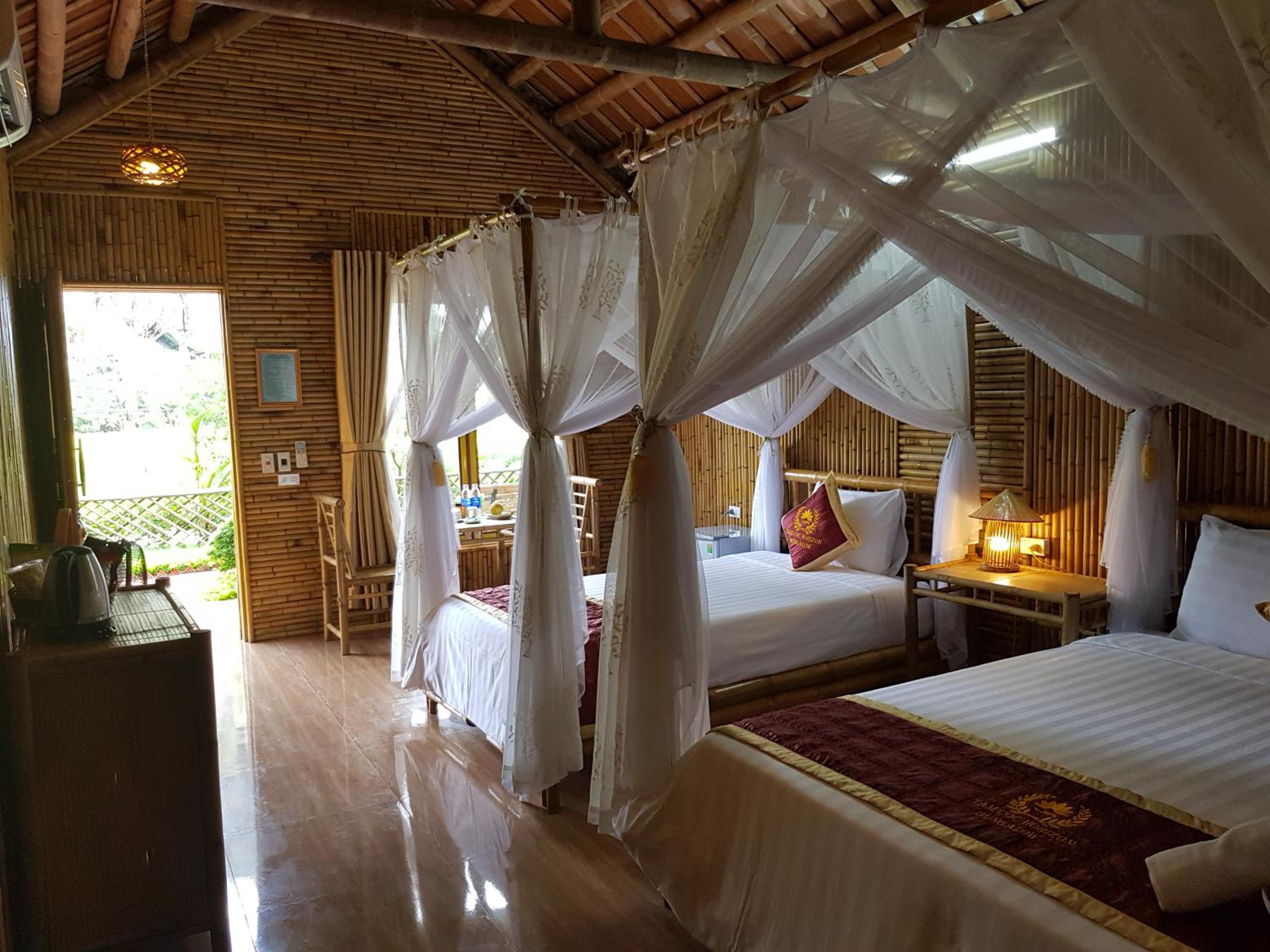 Deluxe Triple Bungalow with Private Outdoor Bathroom photo 3