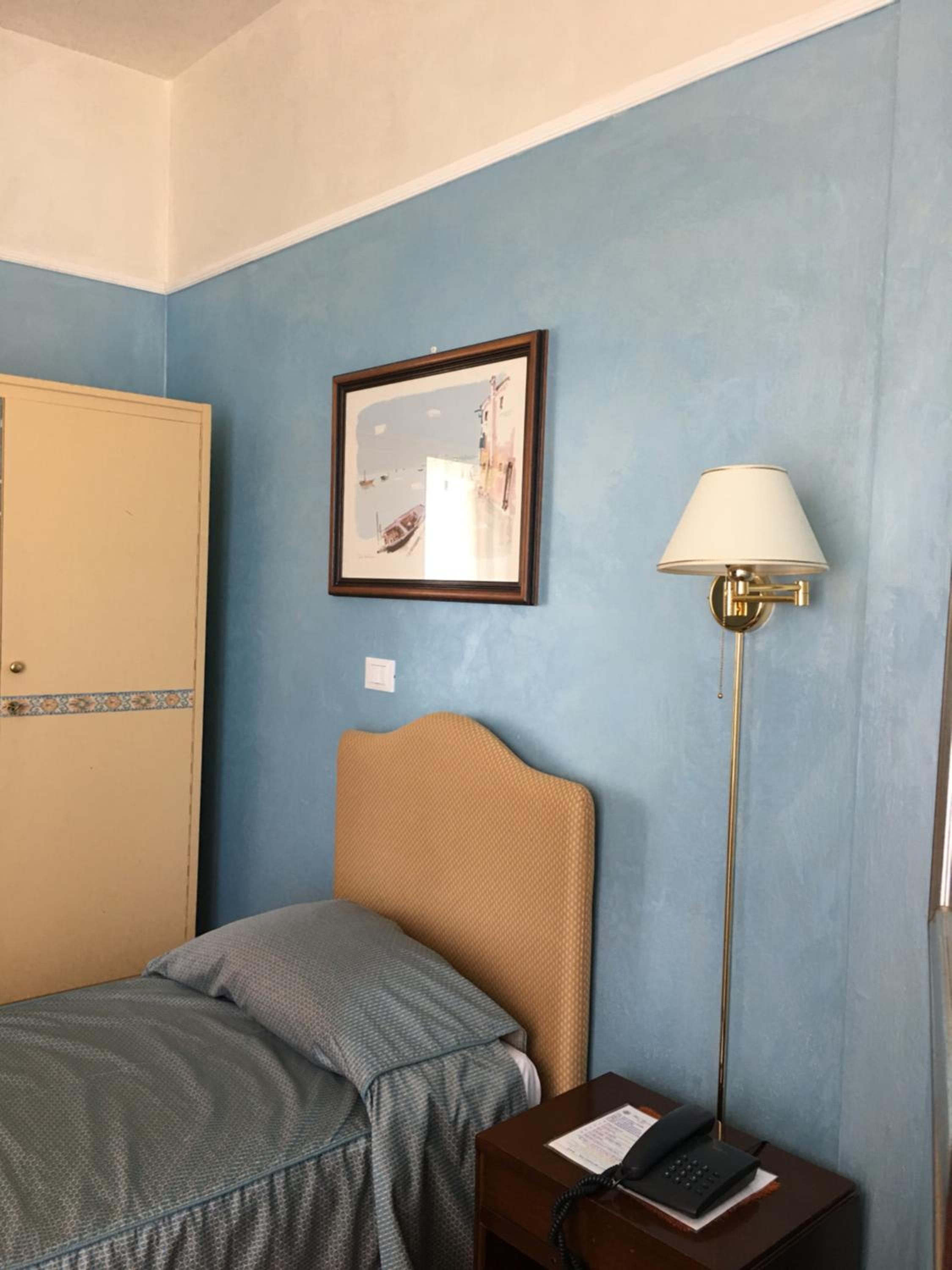 Standard Single Room photo 3