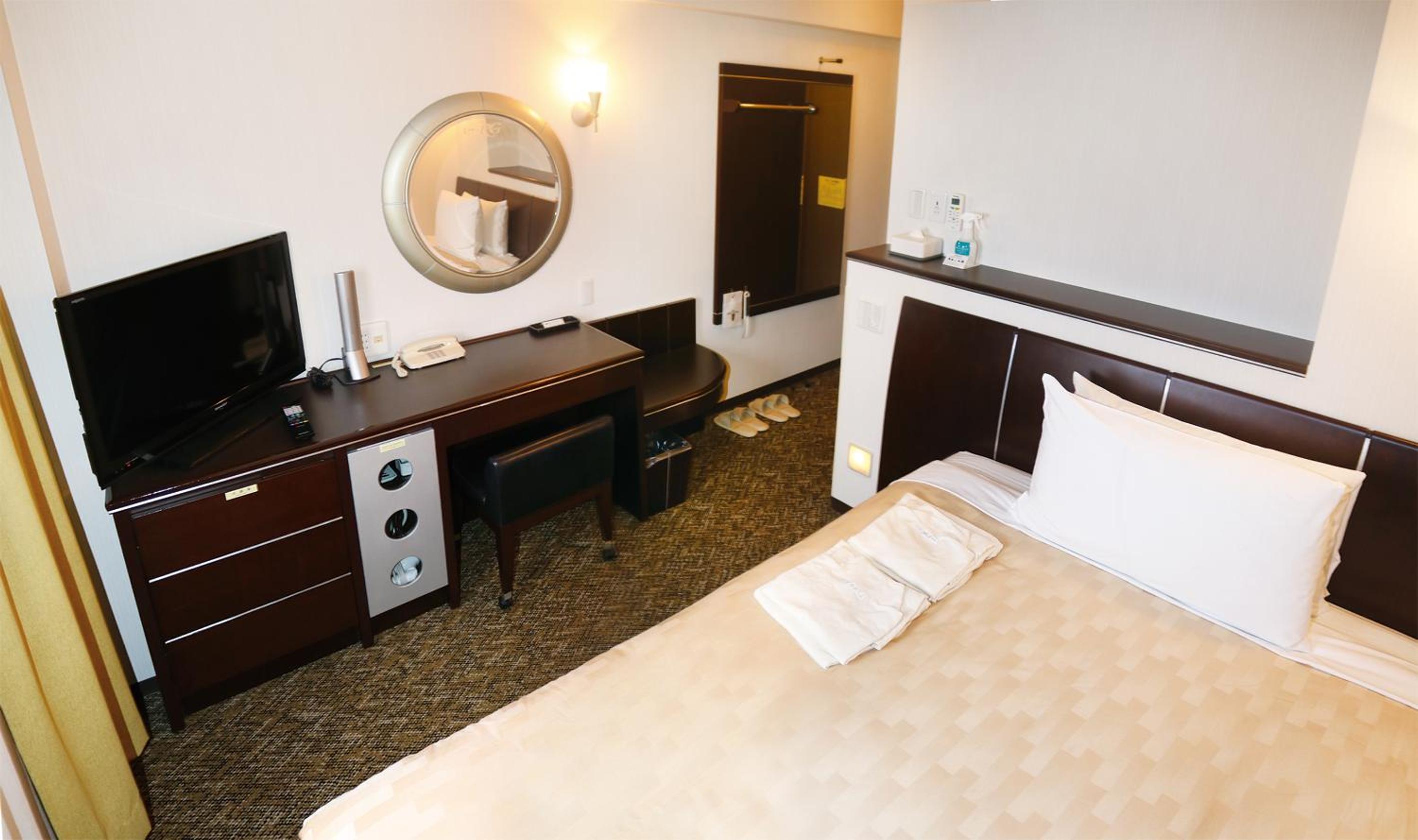 Double Room - Non-Smoking  - Photo 1
