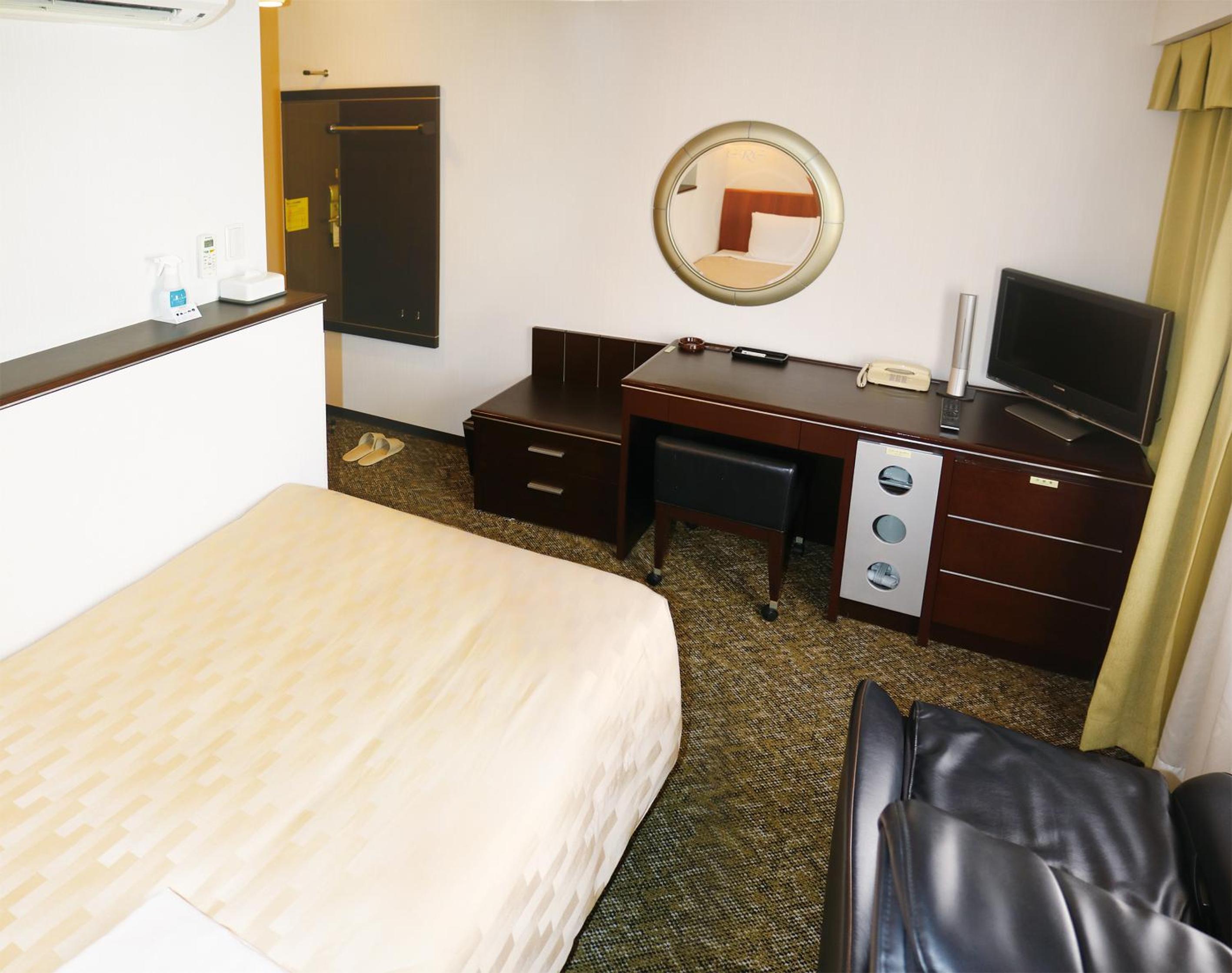 Deluxe Single Room - Non-Smoking photo 3
