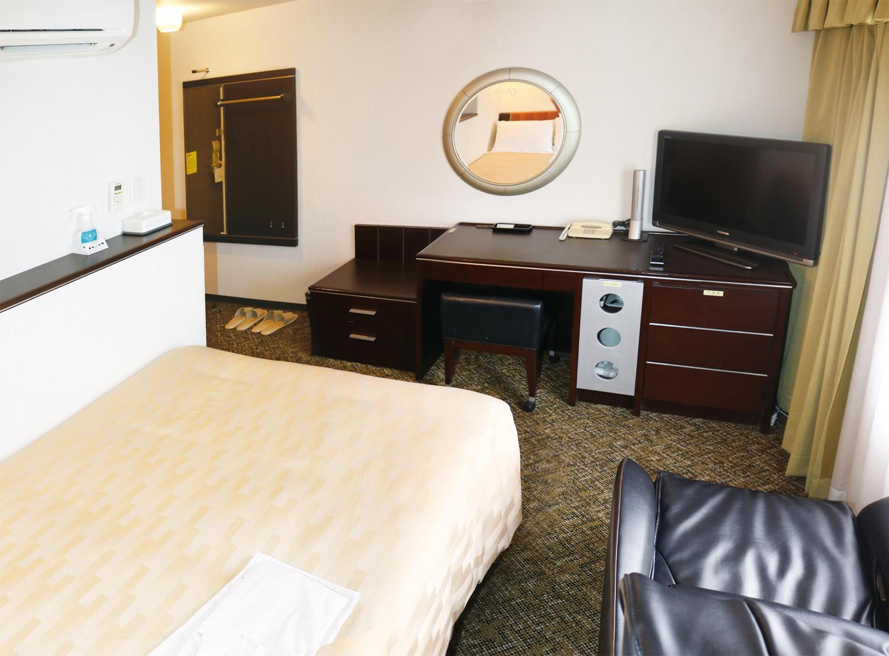 Deluxe Double Room - Non-Smoking - Photo 12