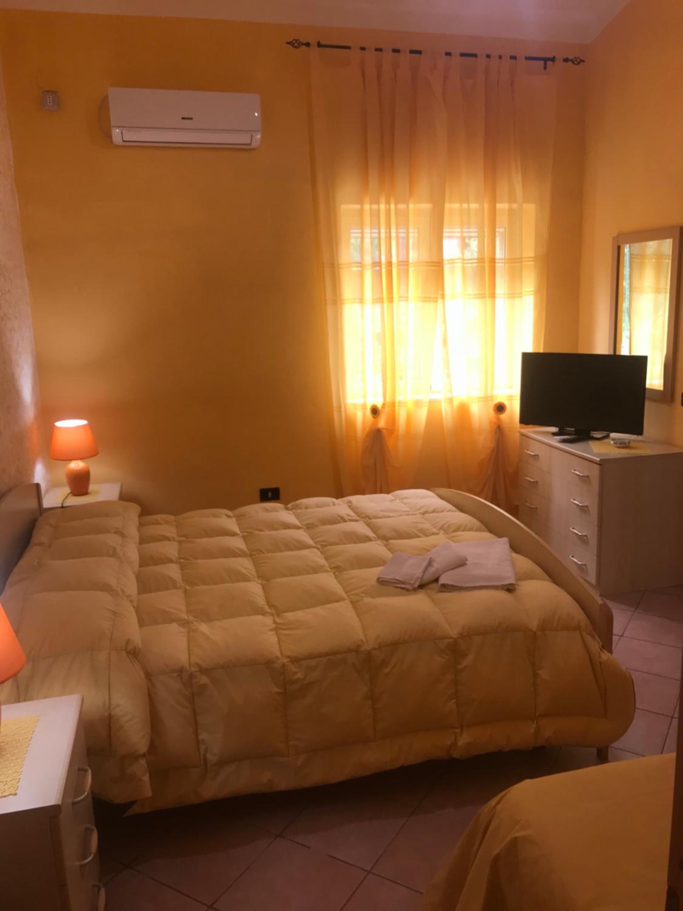 Double Room - Photo 6