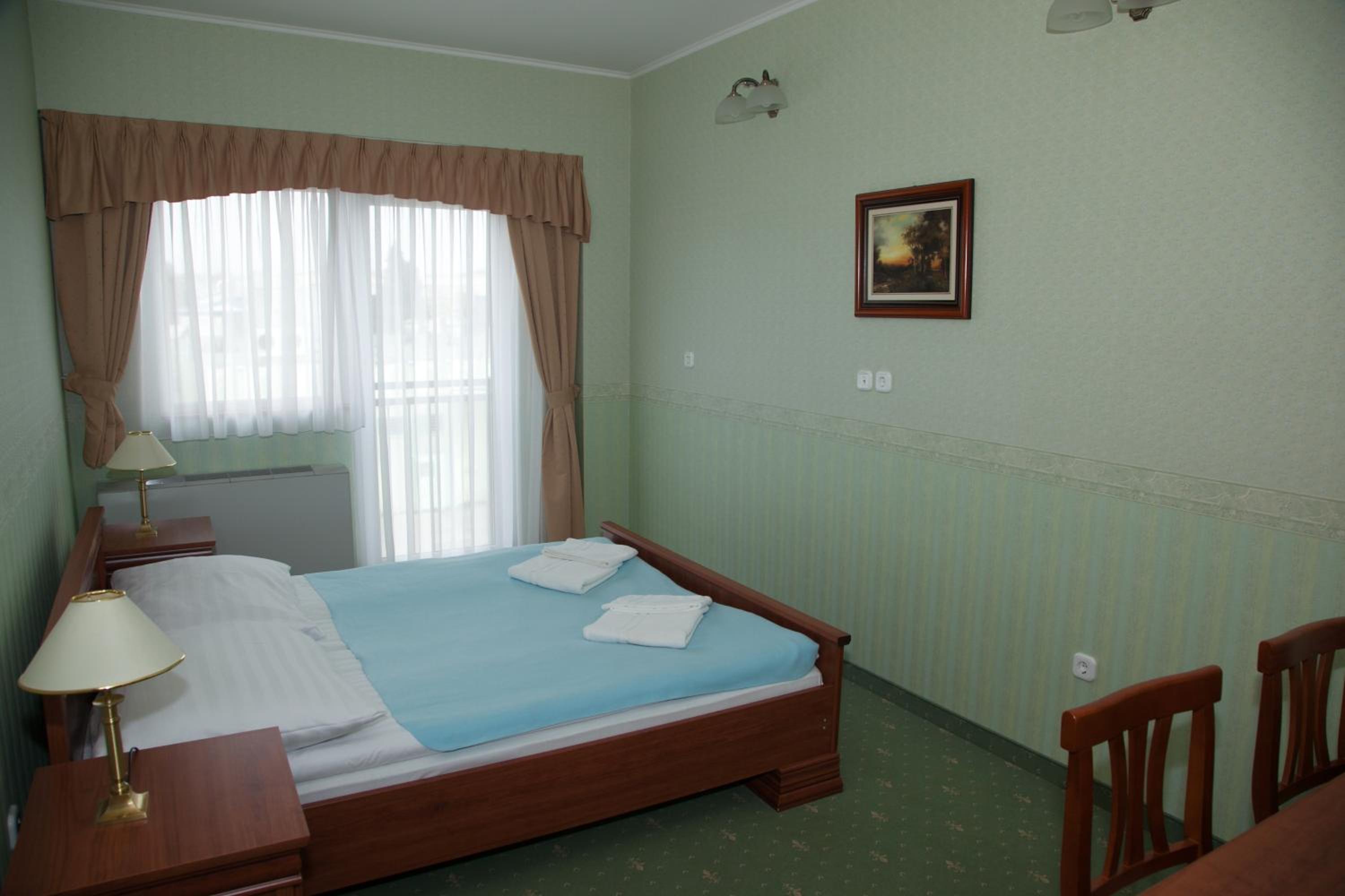 Suite - Photo 3