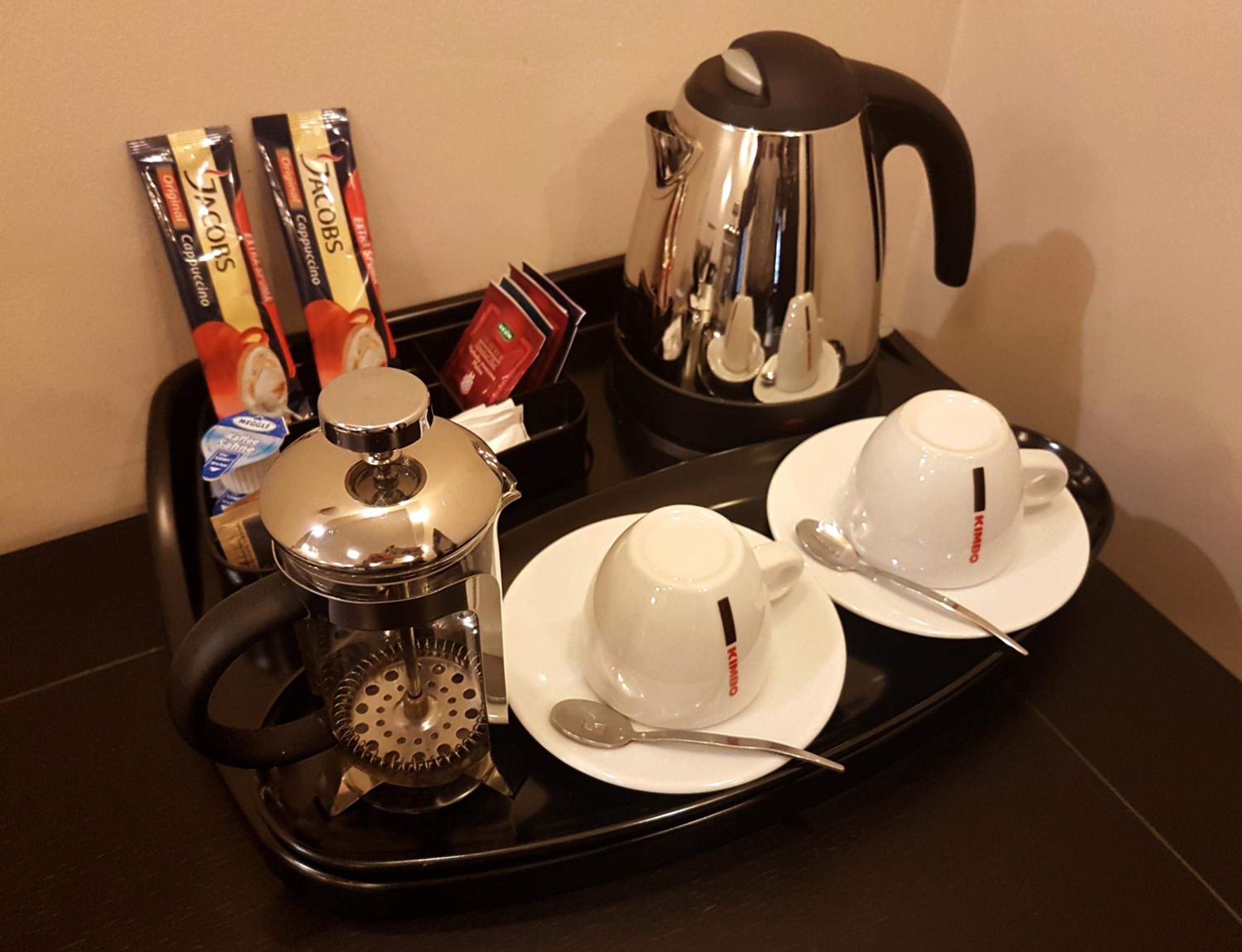 Premium Suite - Photo 2