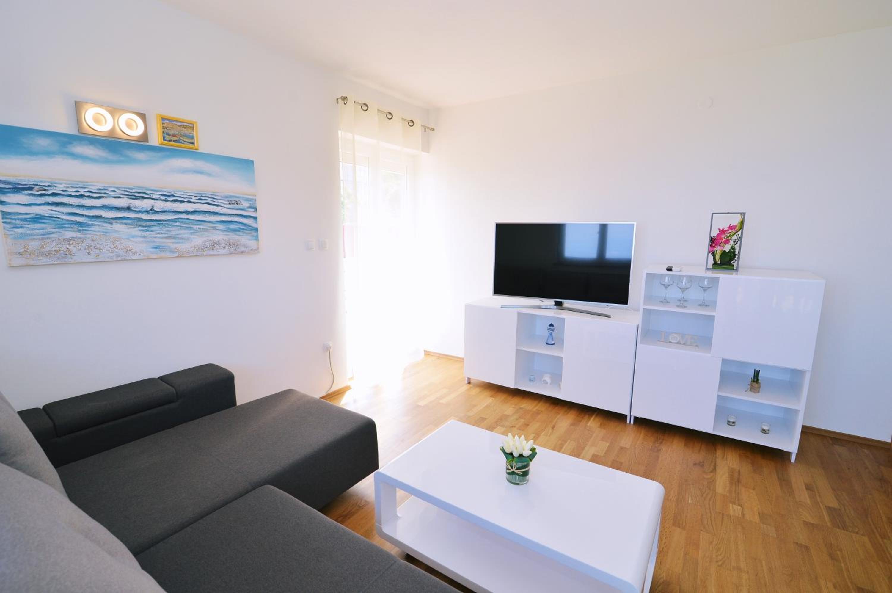 Apartment with Sea View