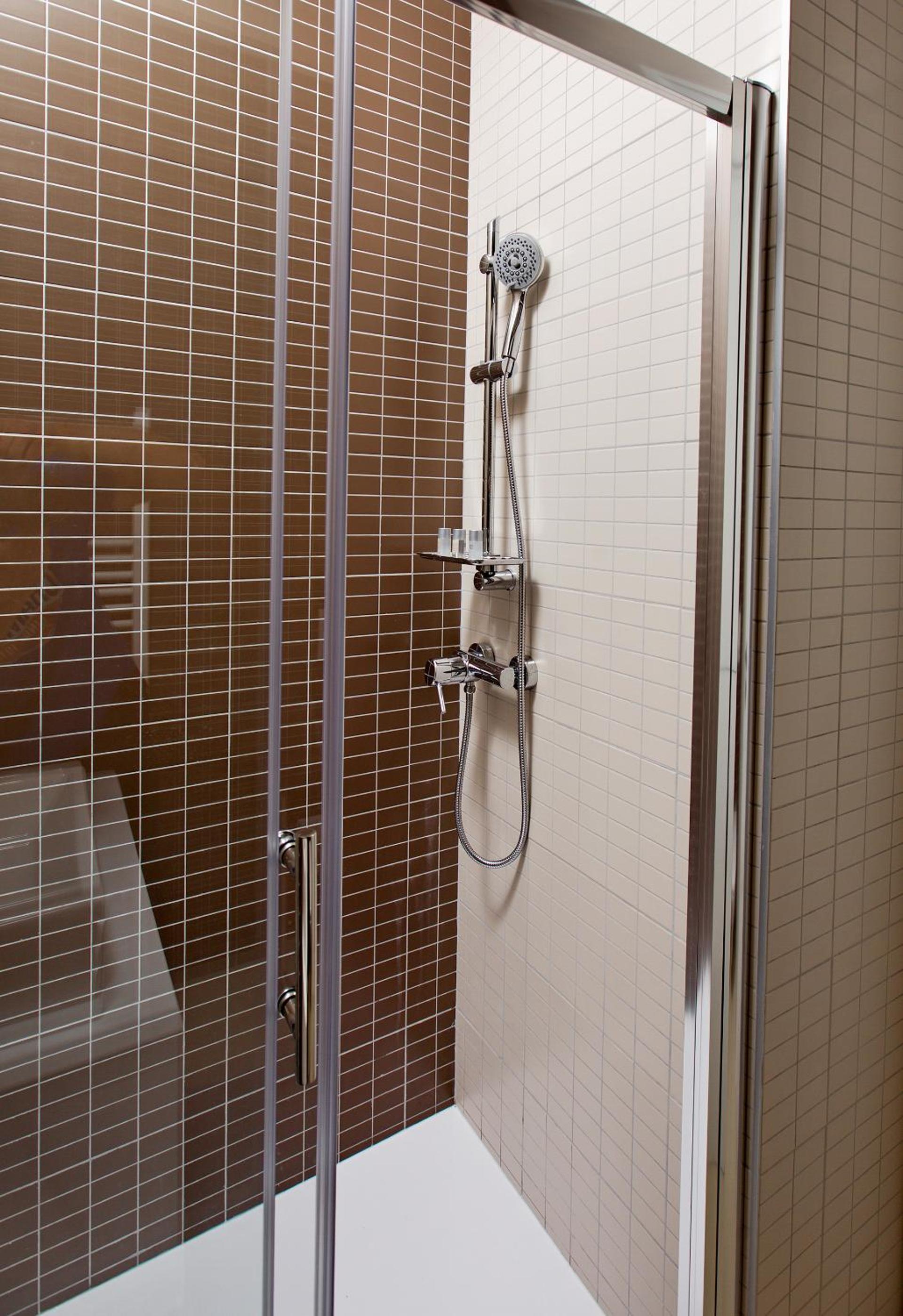 Comfort Triple Room - Photo 12
