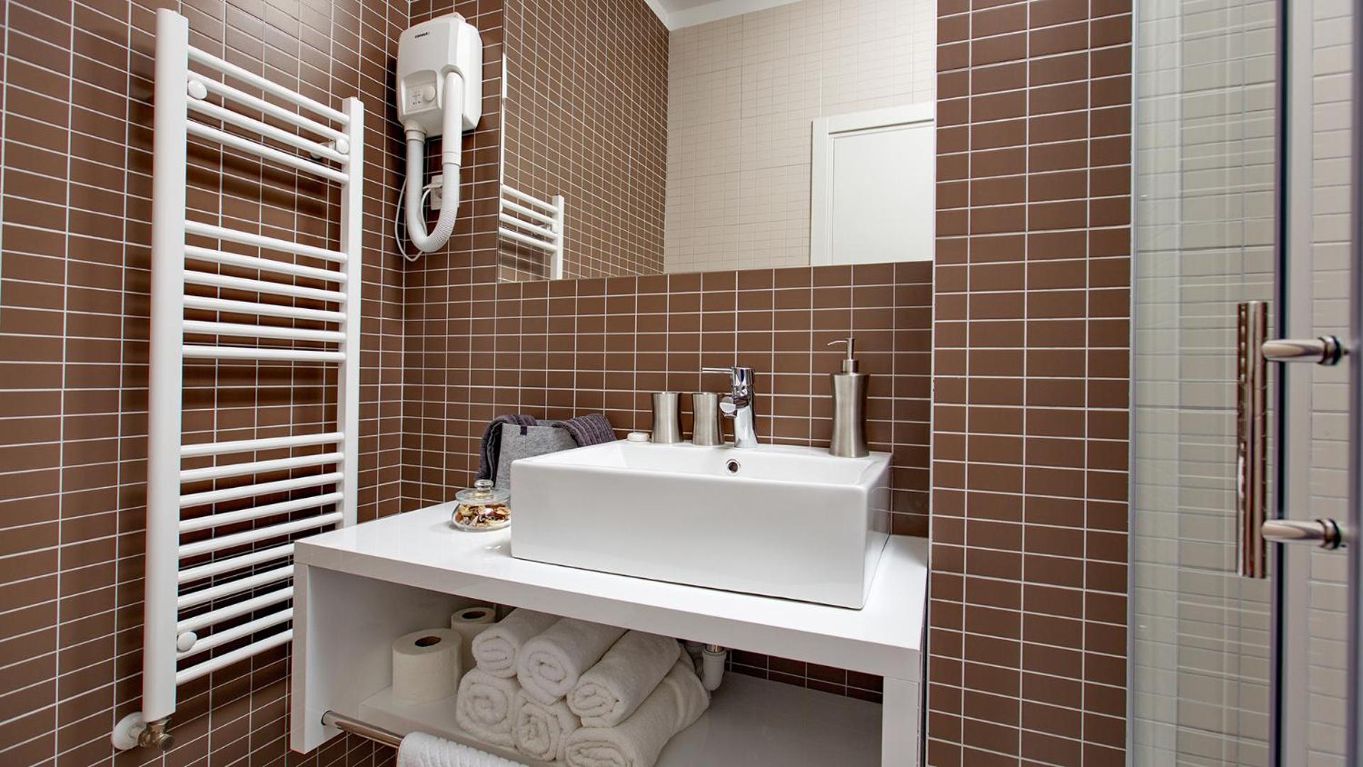 Comfort Triple Room - Photo 8