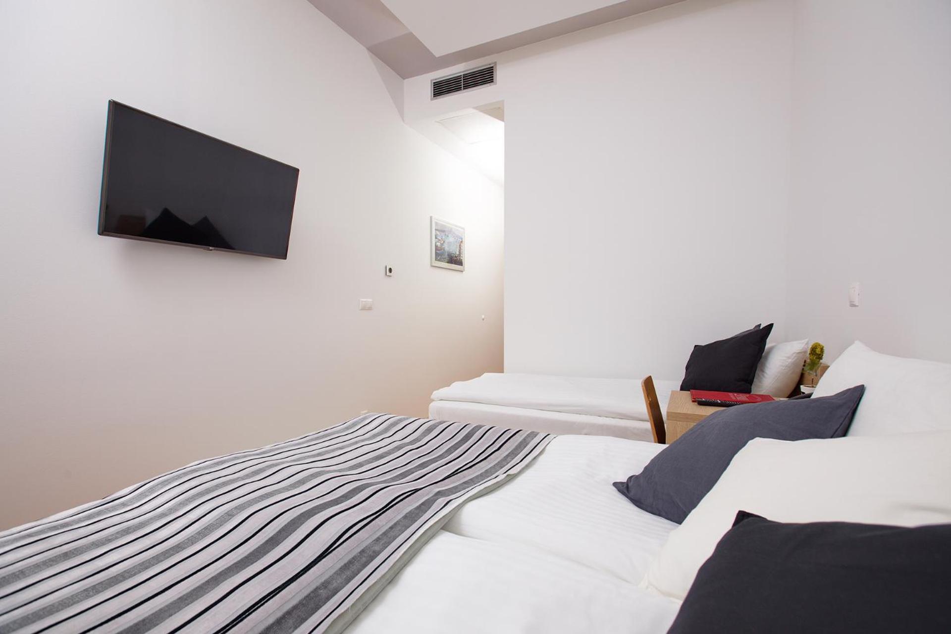 Comfort Triple Room - Photo 3
