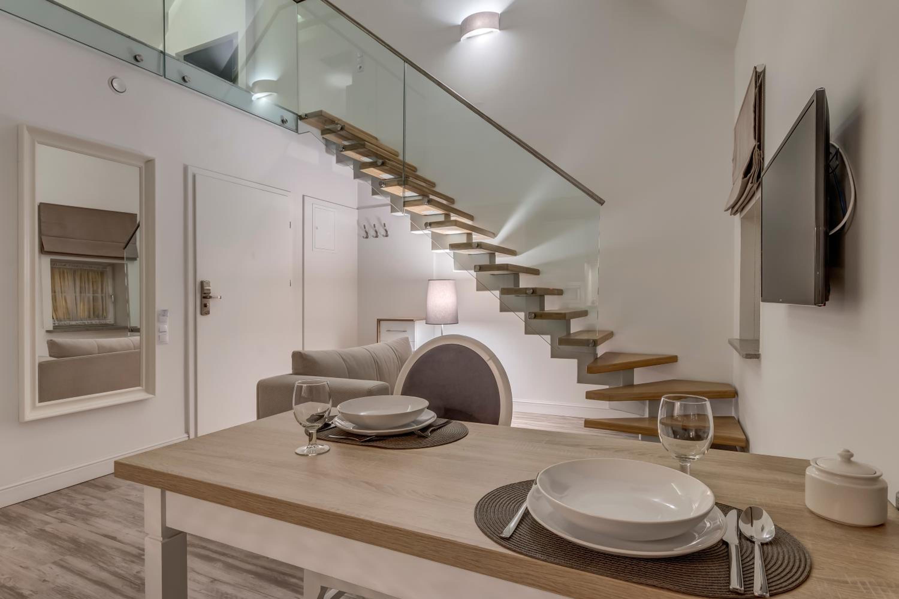 Maisonette photo 1