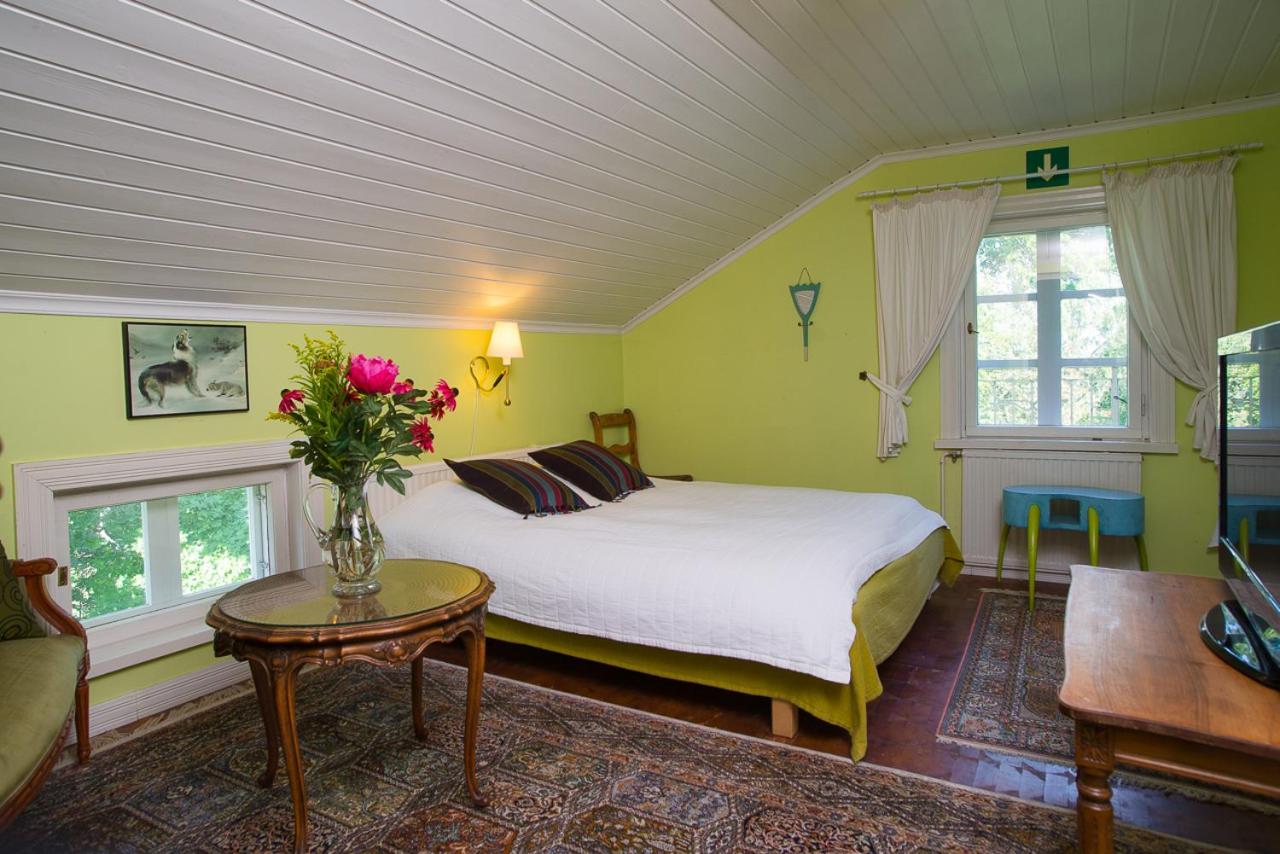 Double or Twin Room photo 1