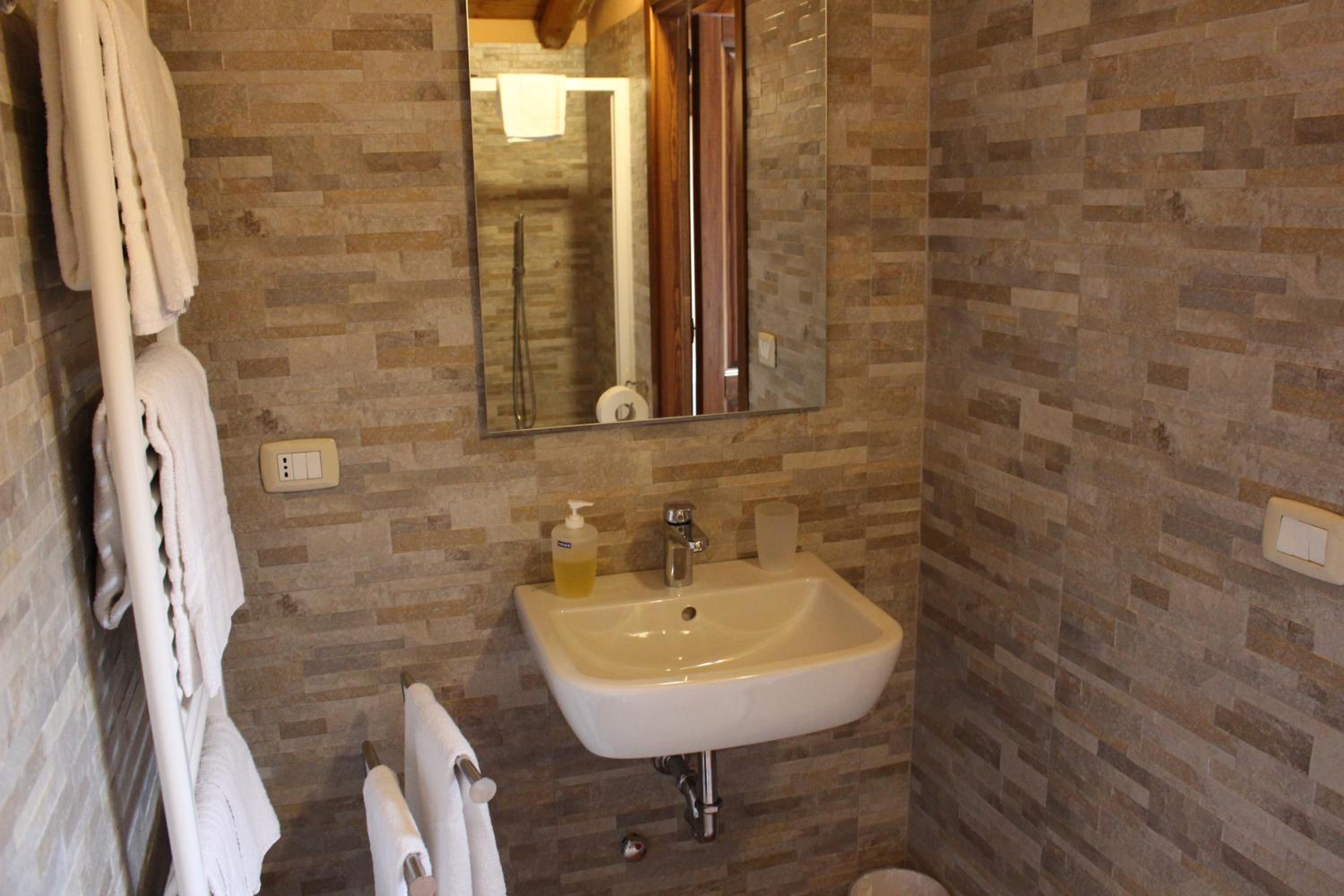 Superior Quadruple Room photo 2