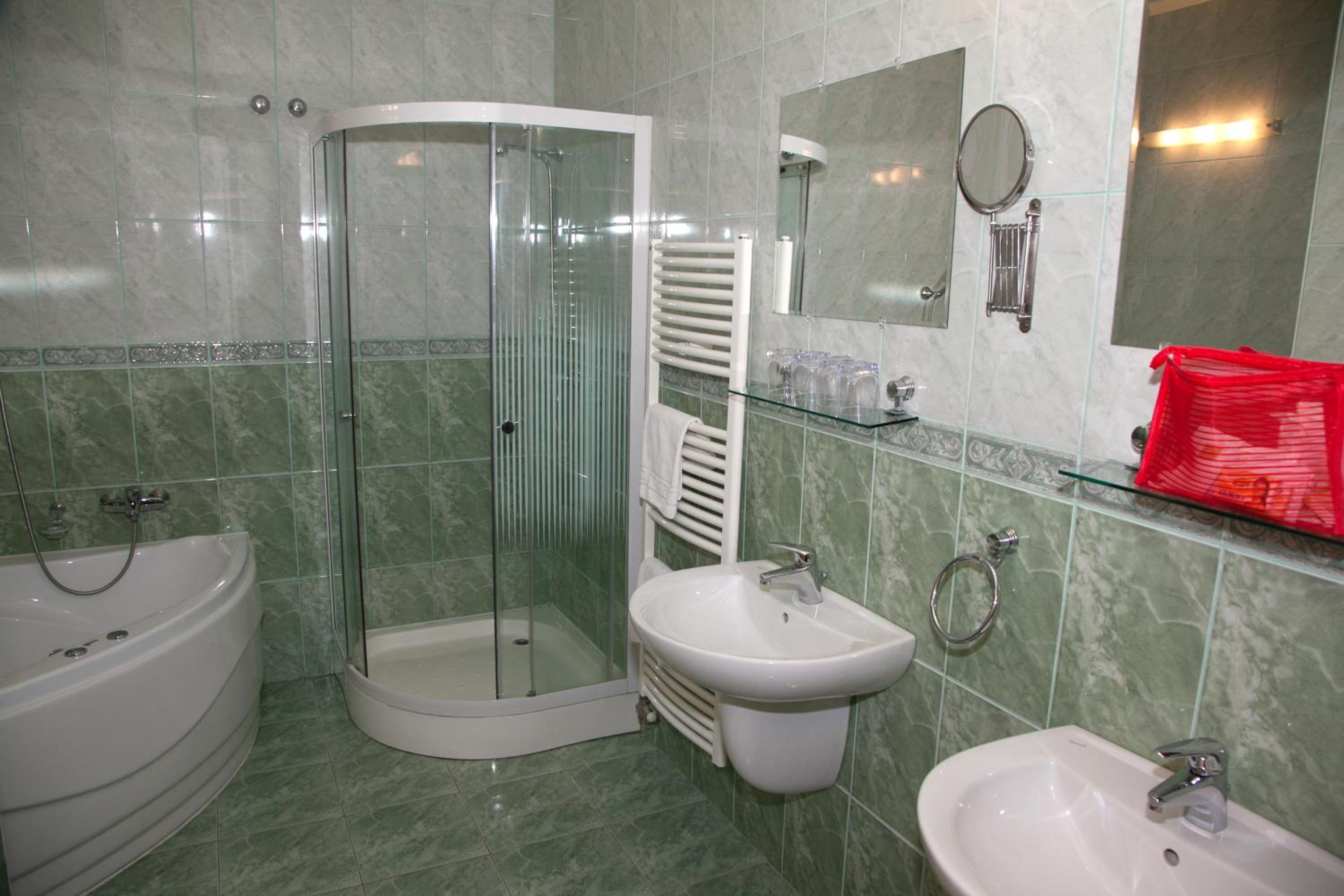 Suite (4 Adults) photo 1