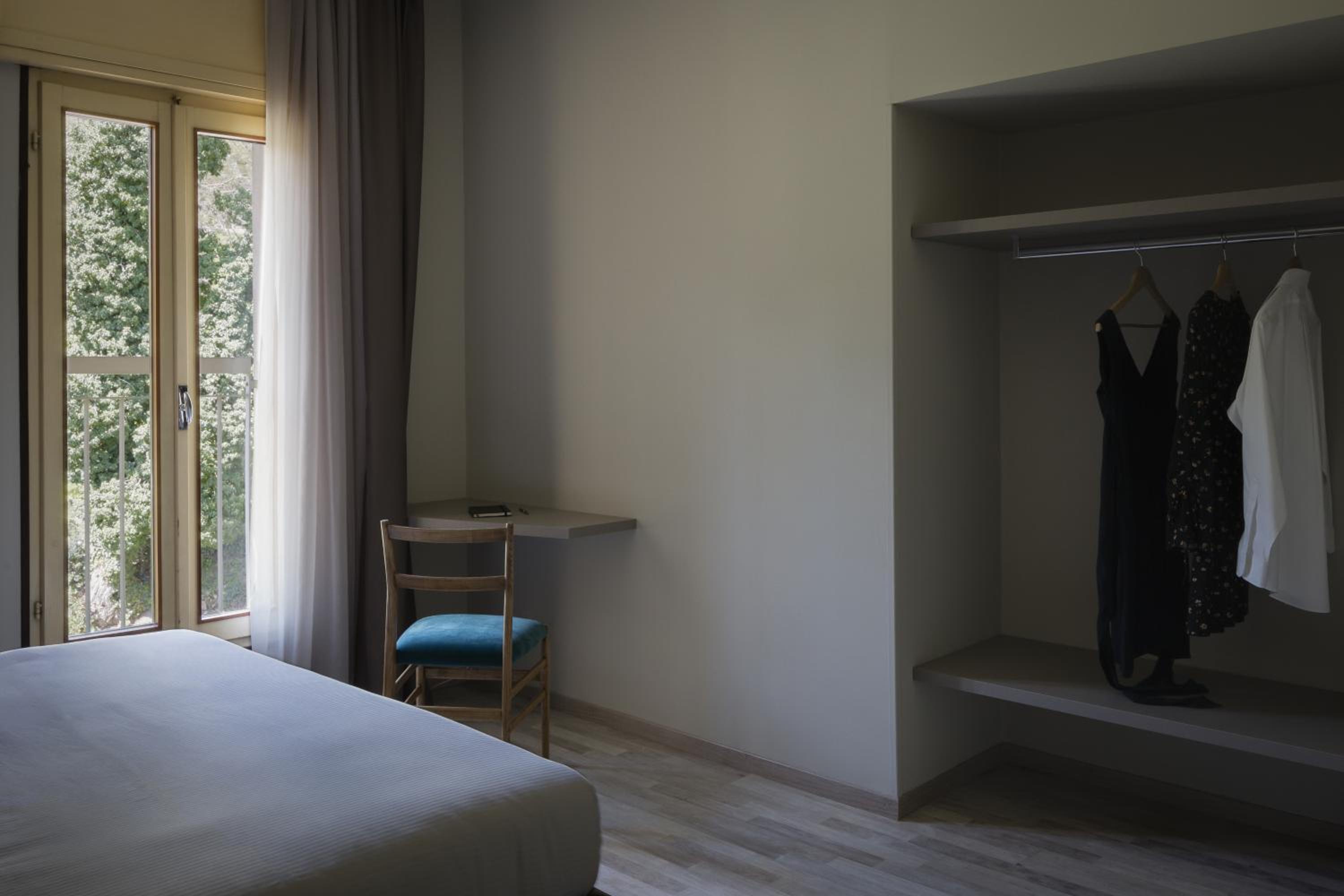 Superior Double or Twin Room photo 3
