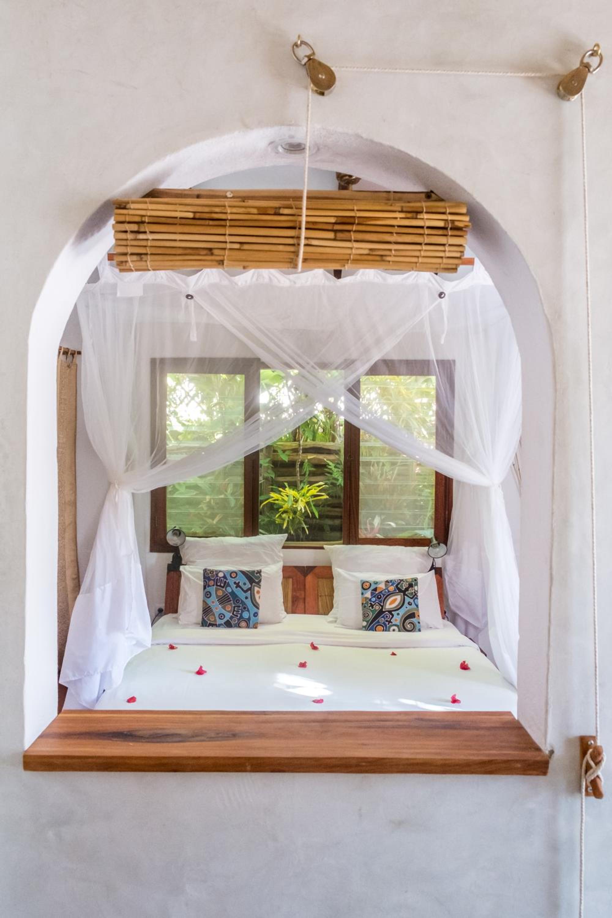 Deluxe Double or Twin Room with Garden View photo 2