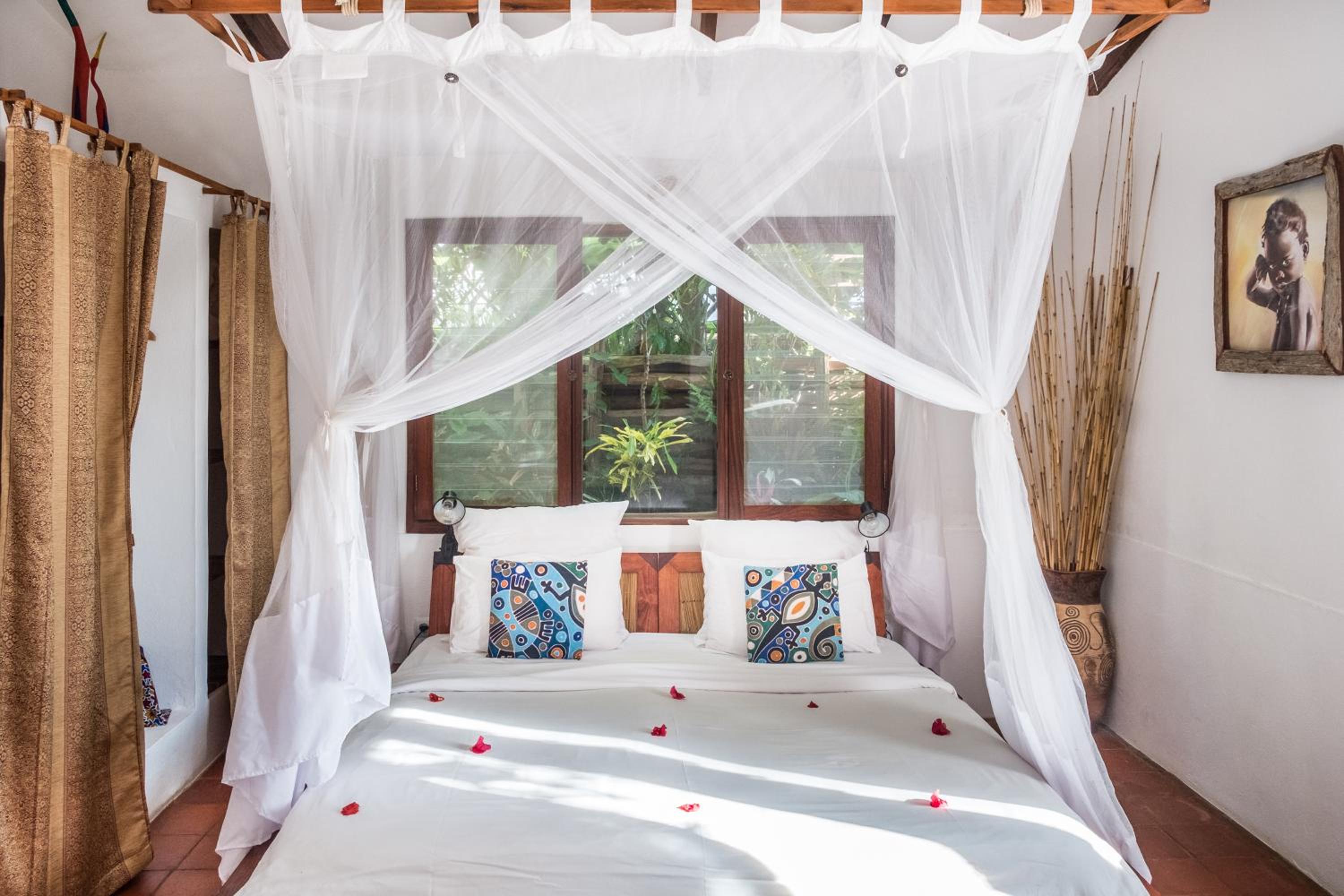 Deluxe Double or Twin Room with Garden View photo 3