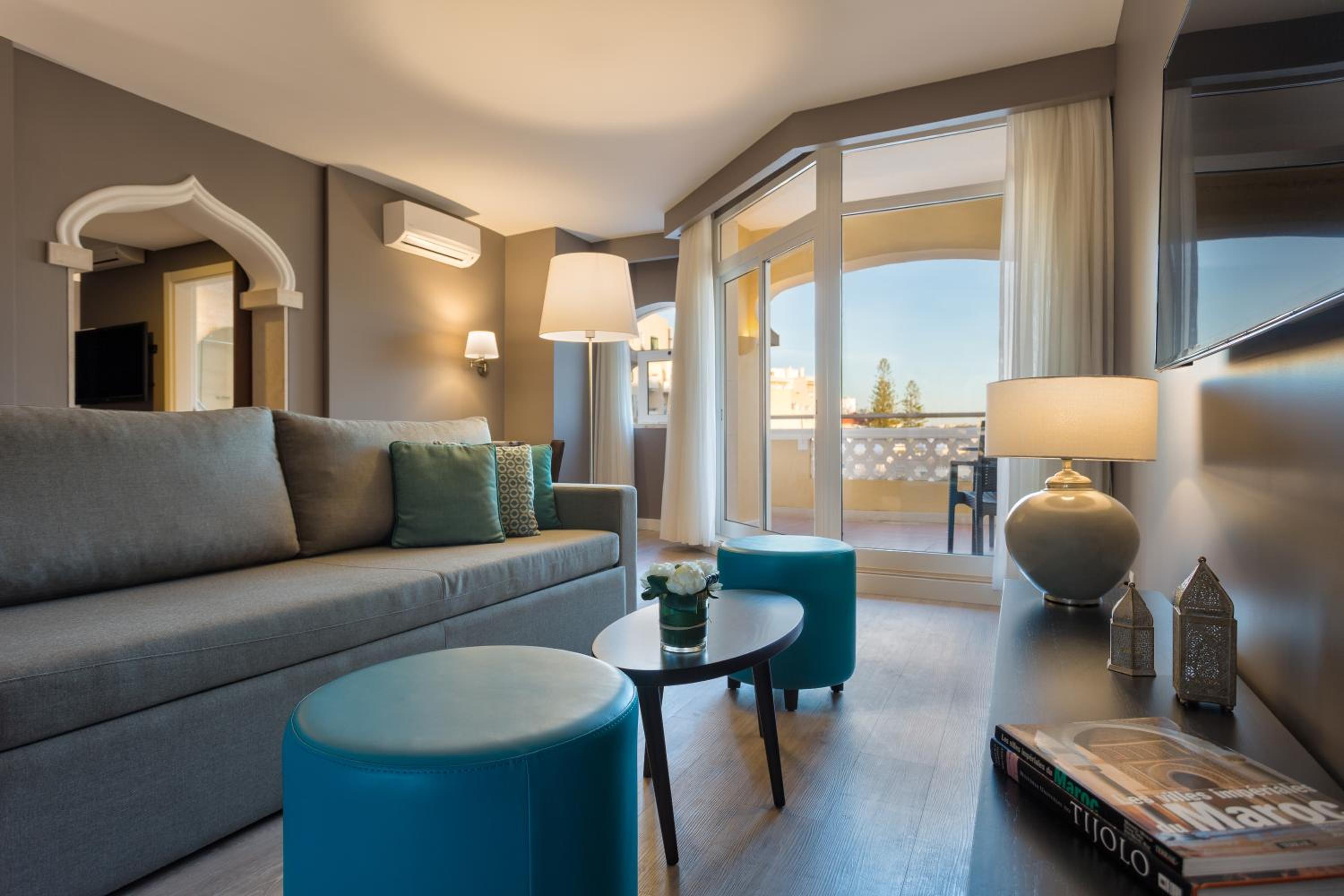 Suite with Side Sea View - Photo 6