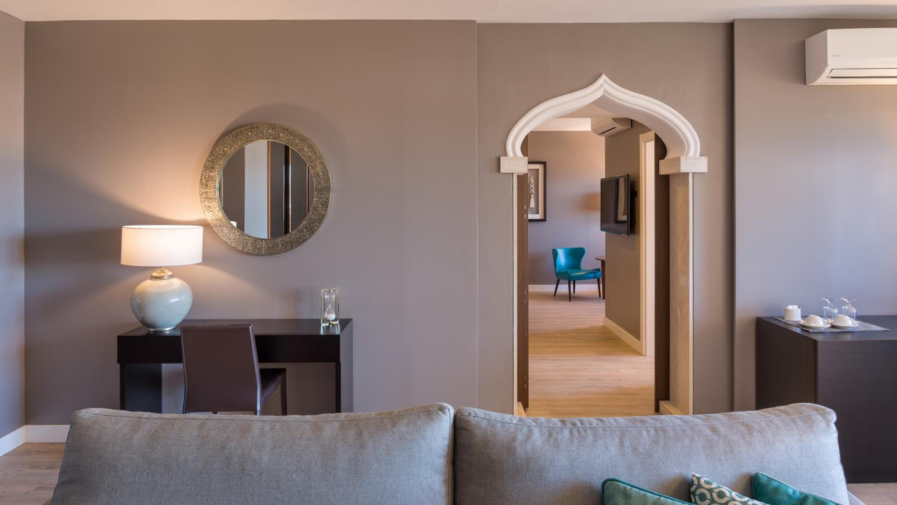 Suite with Side Sea View - Photo 2
