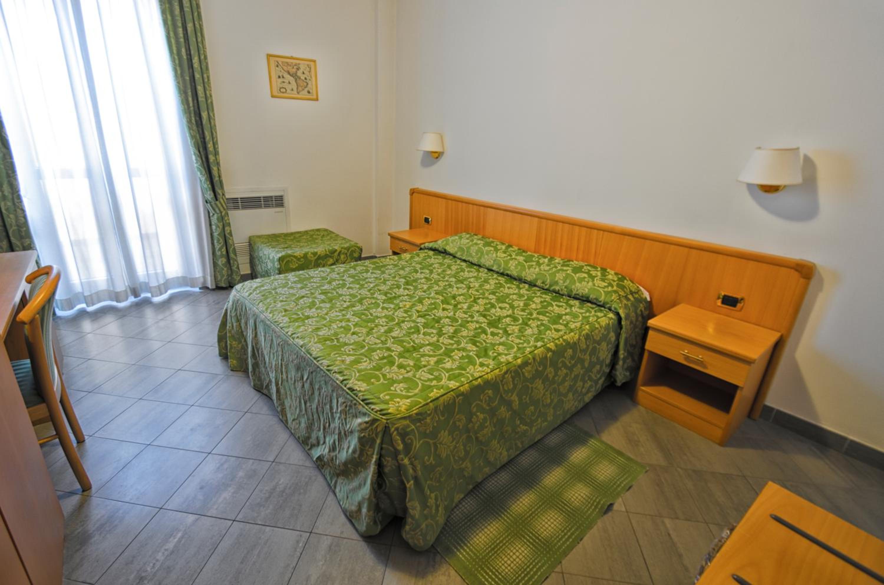 Quadruple Room photo 2