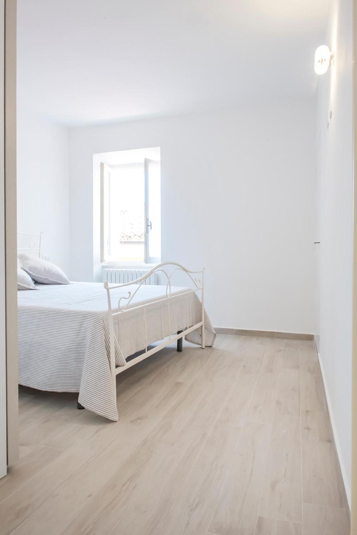 Three-Bedroom Apartment photo 1