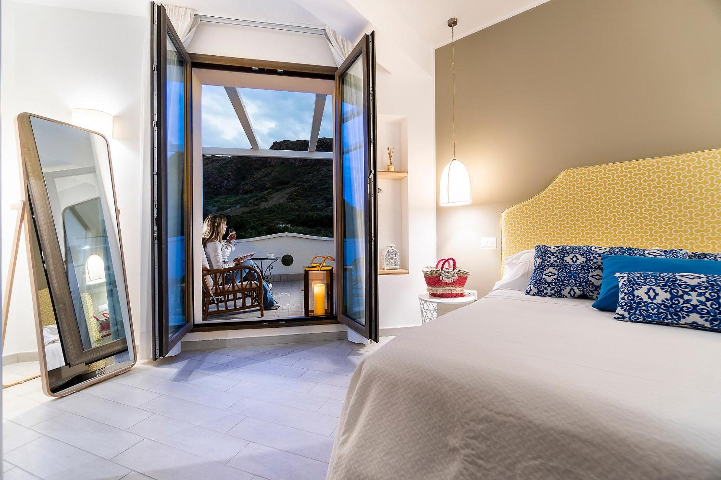 Suite with Terrace - Photo 4