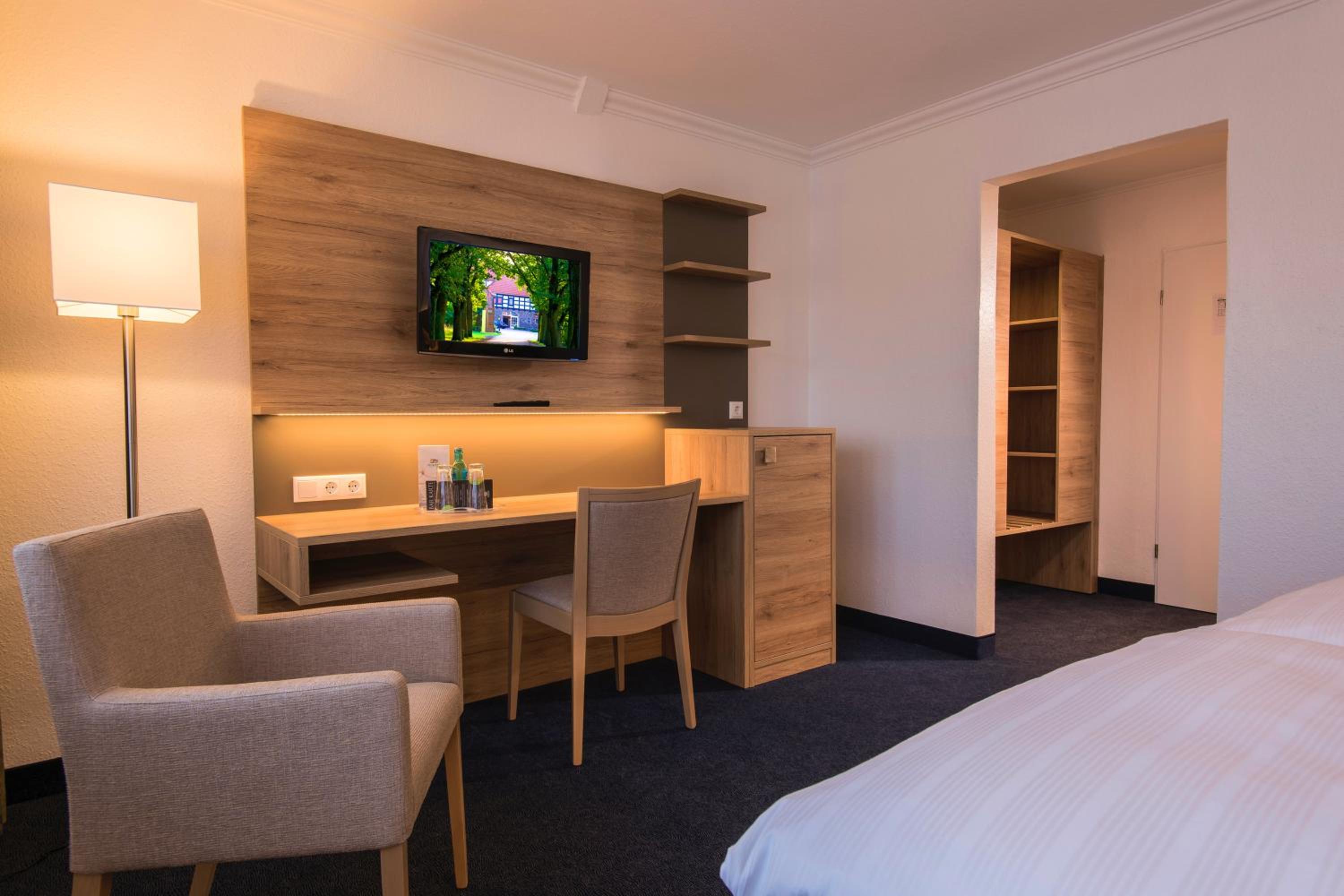 Standard Double Room - Photo 2