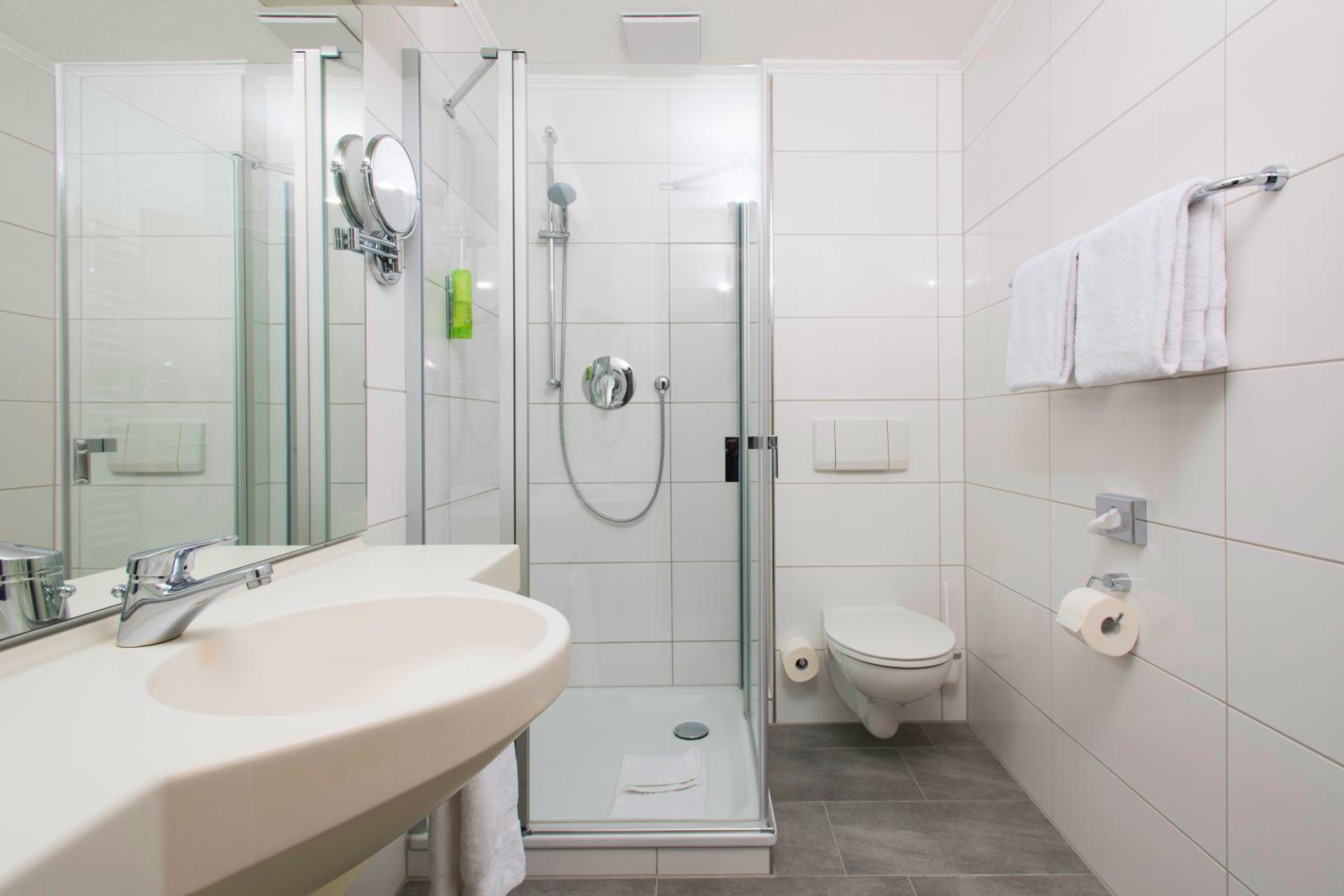 Standard Double Room - Photo 4