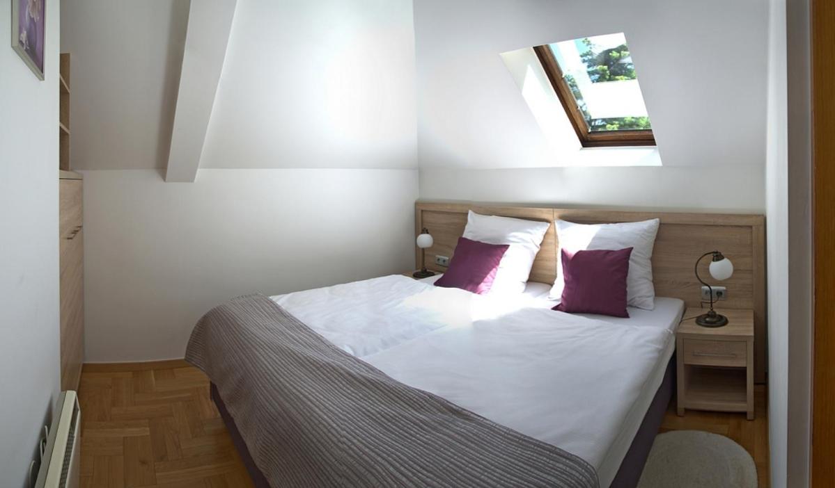 Villa photo 3