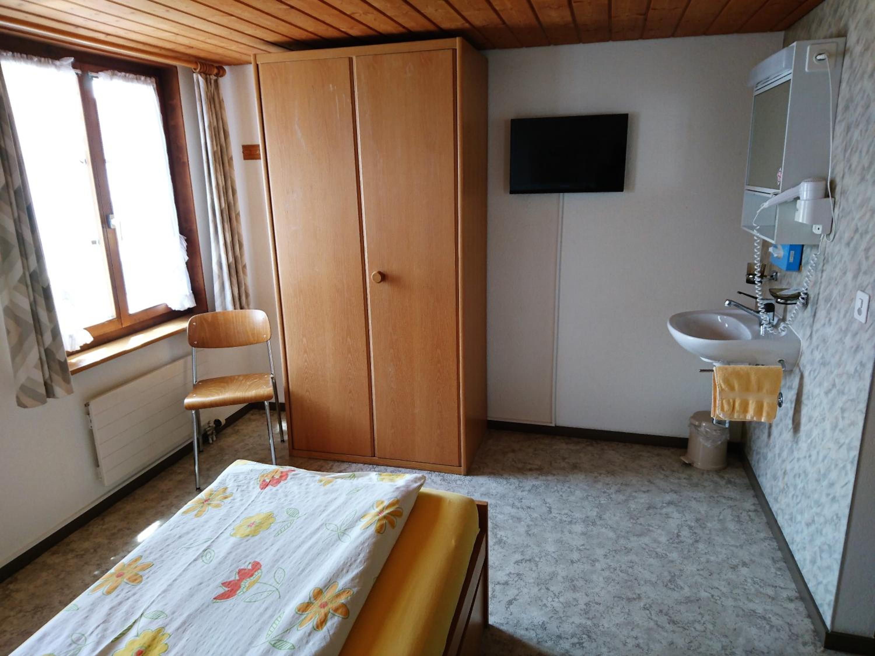 Single Room with Shower photo 2