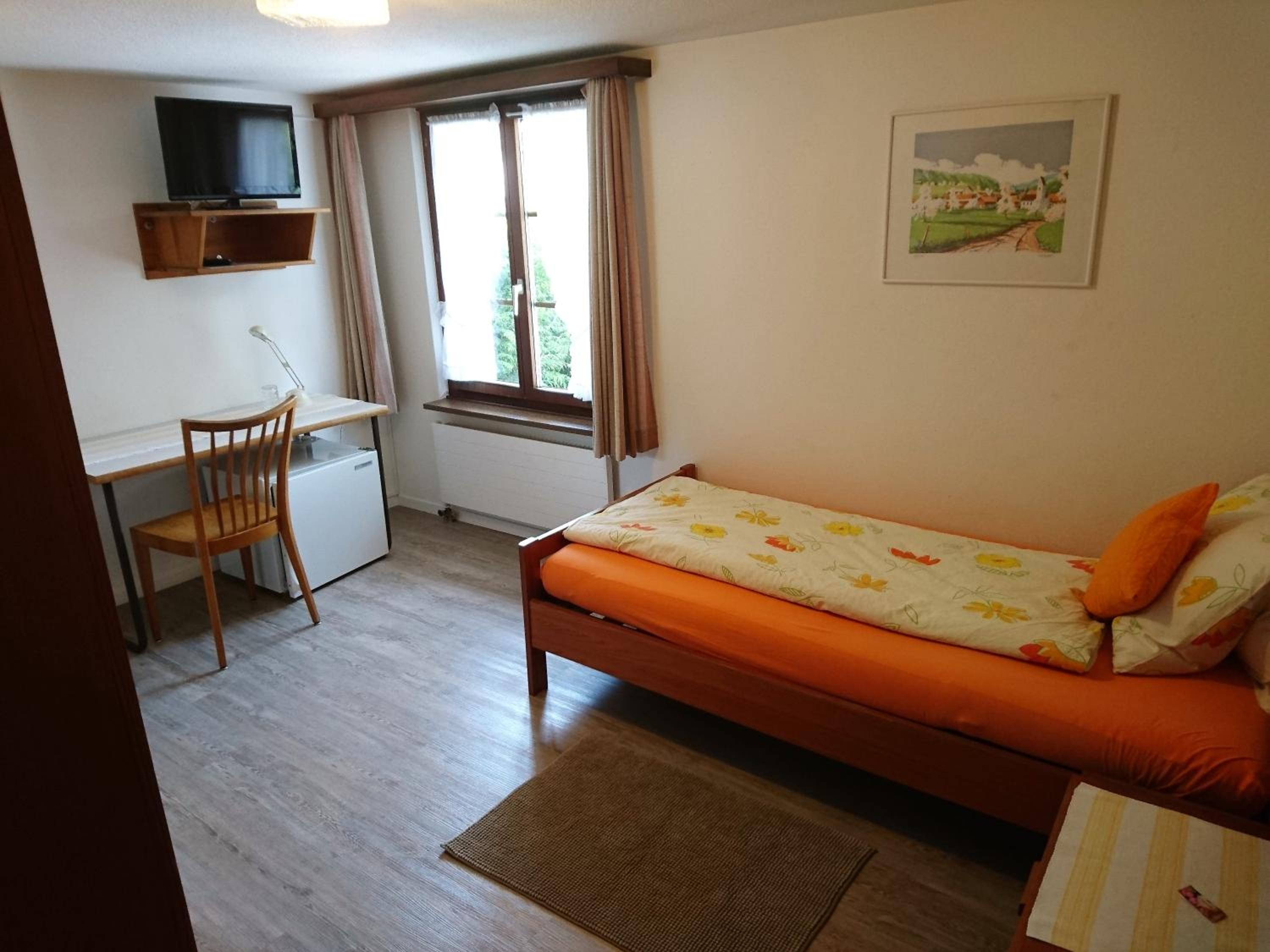 Single Room with Shower photo 3