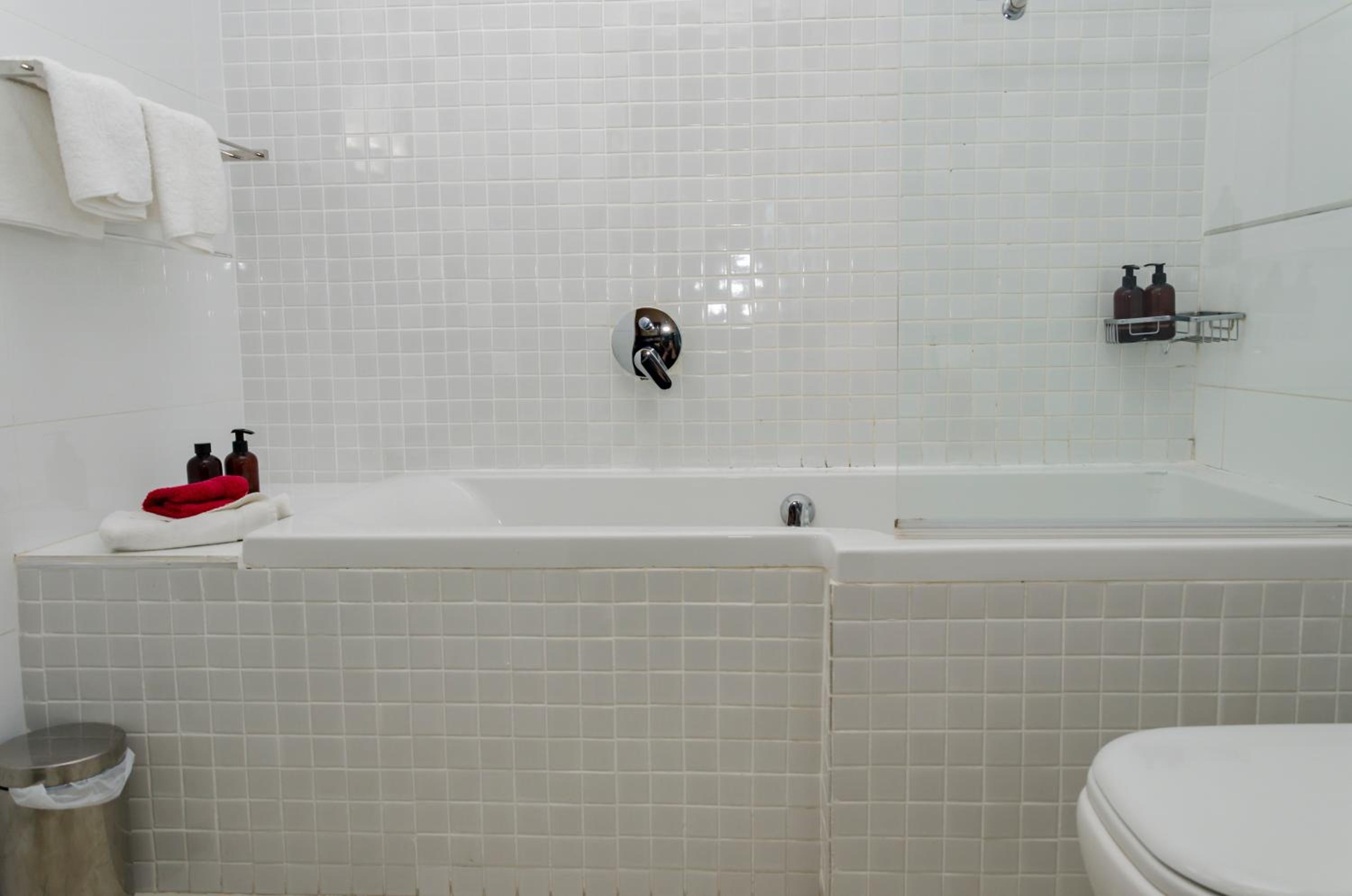 Twin/Double Room - Photo 20