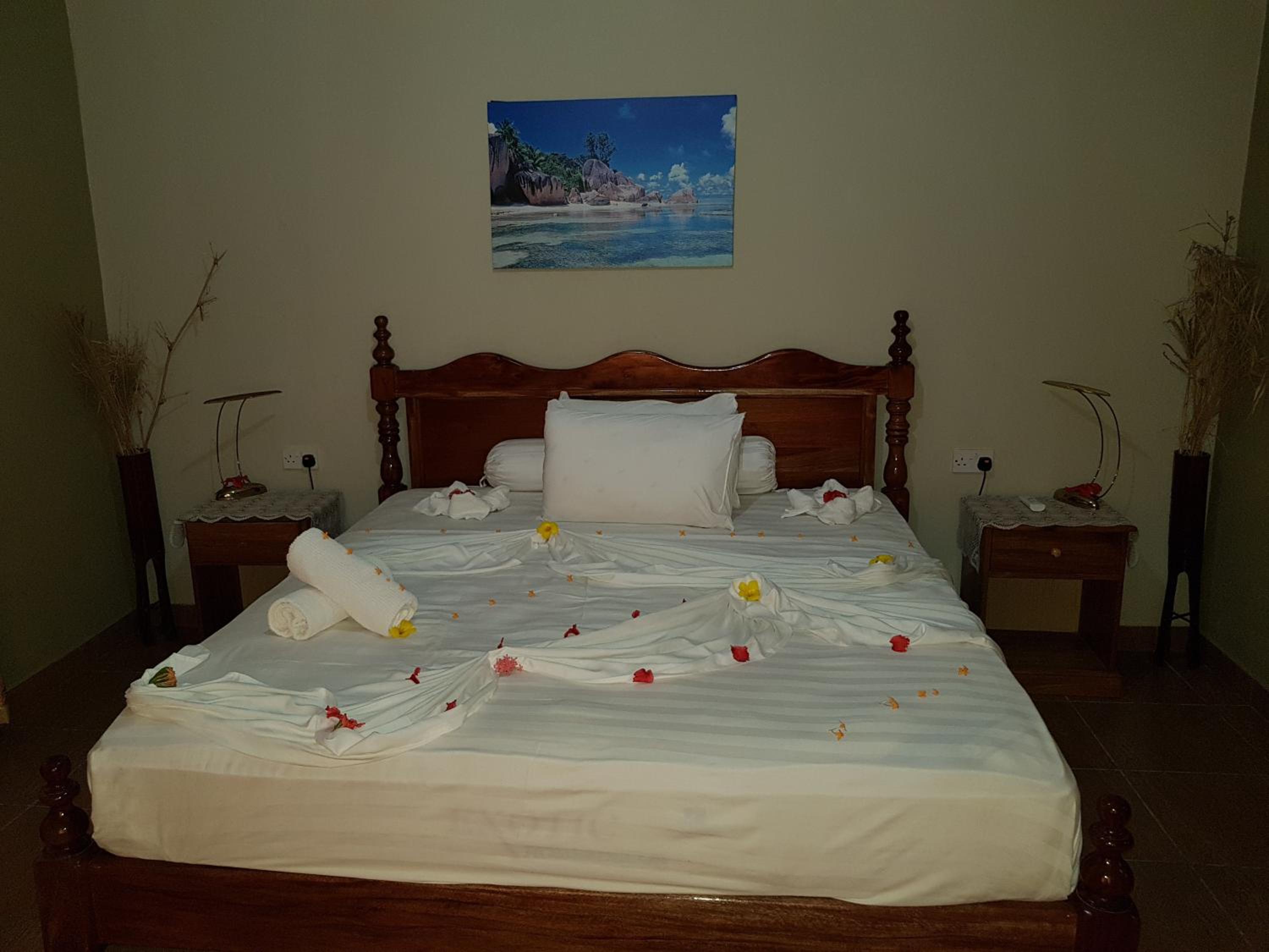 Francipagne - Three-Bedroom Chalet