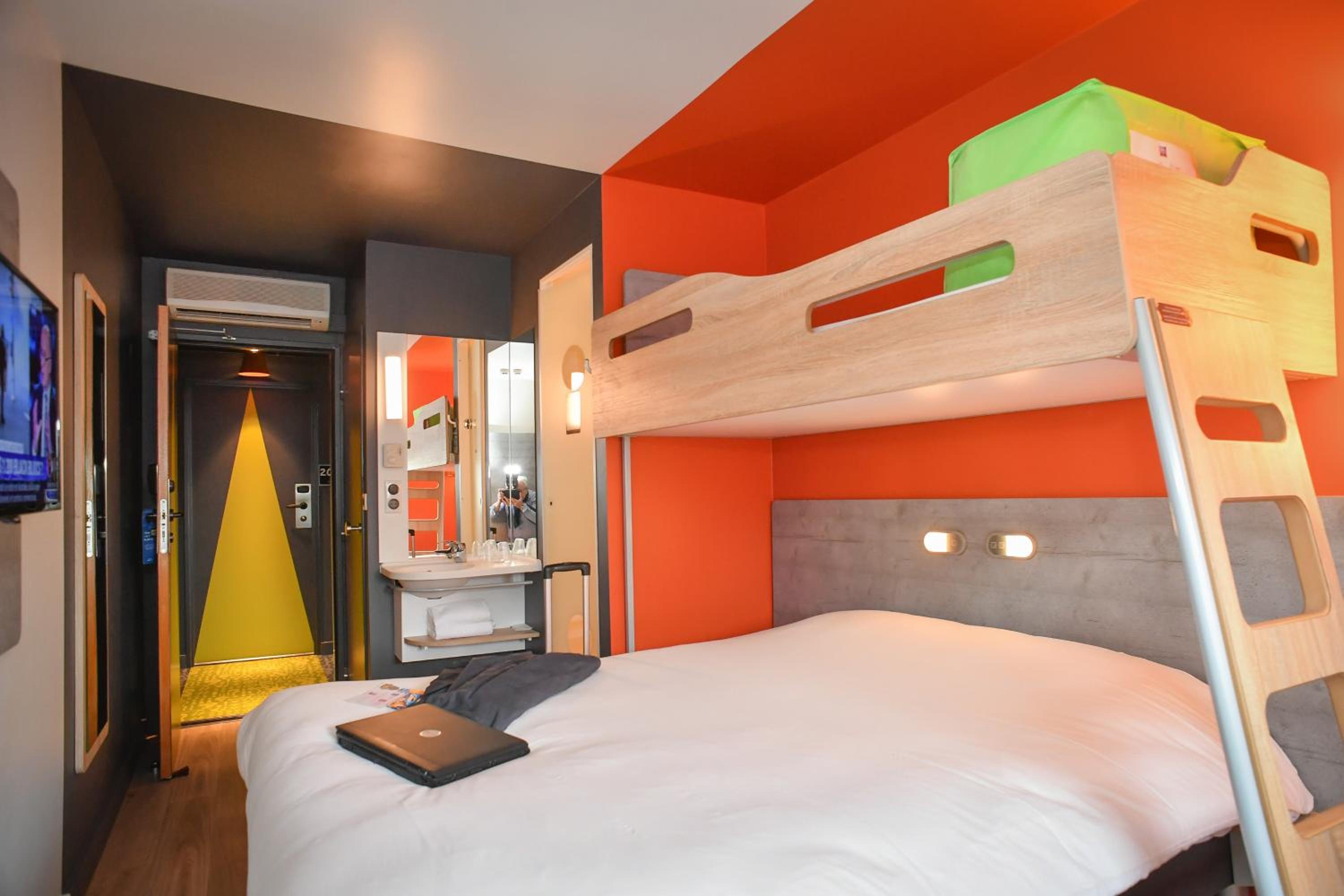Triple Room photo 2