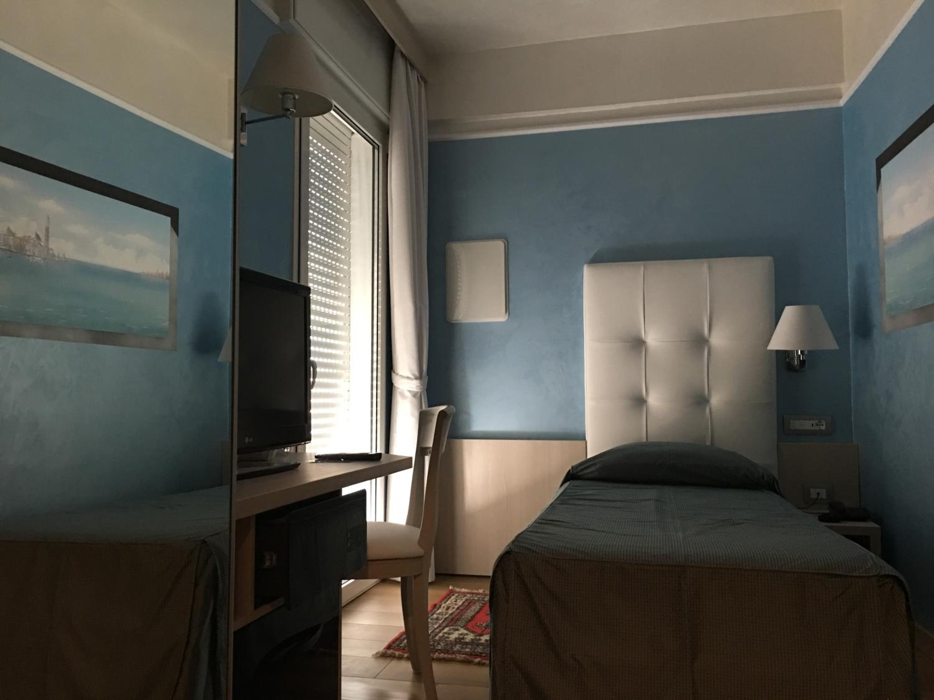 Superior Single Room photo 3