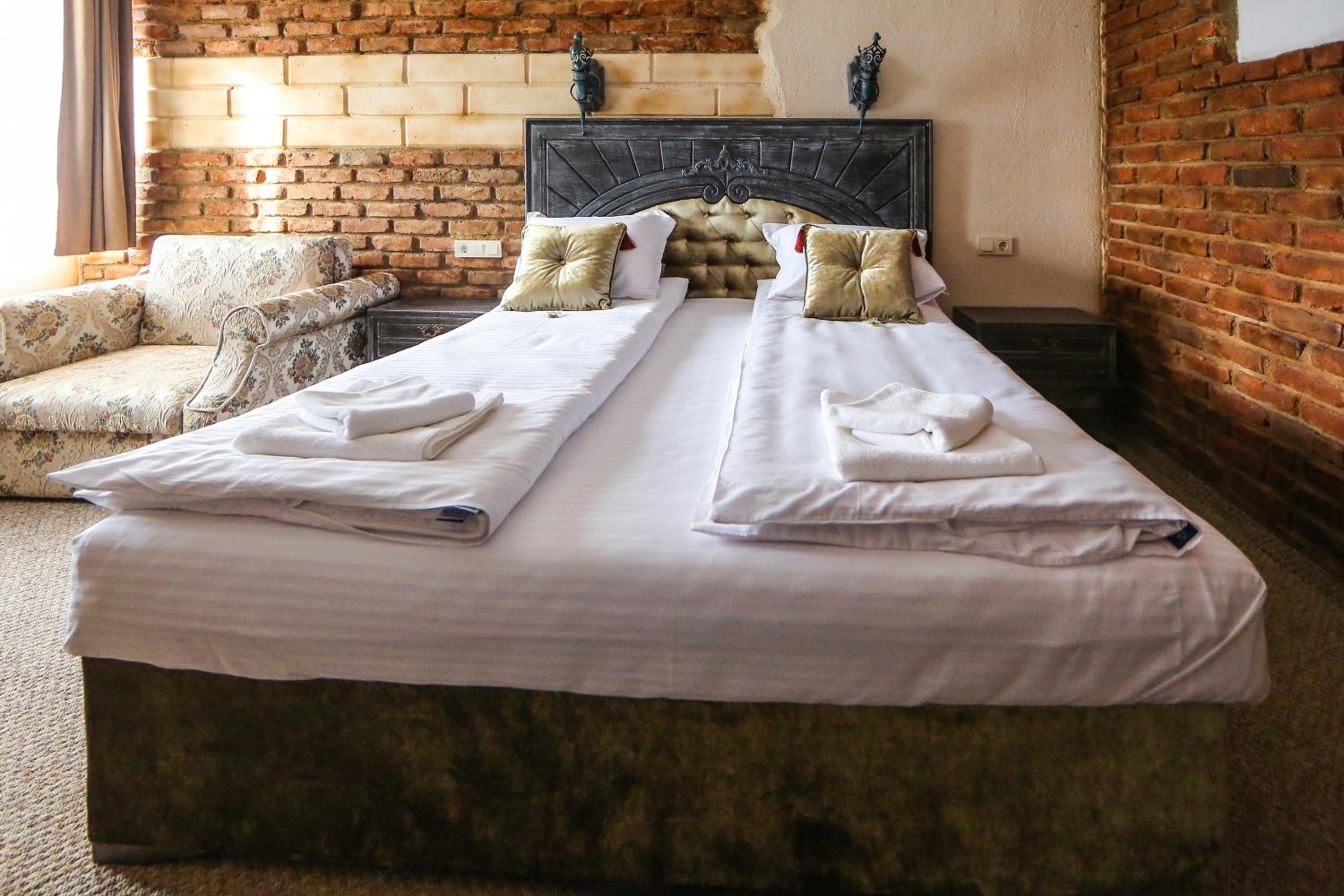 Standard Double Room - Photo 4